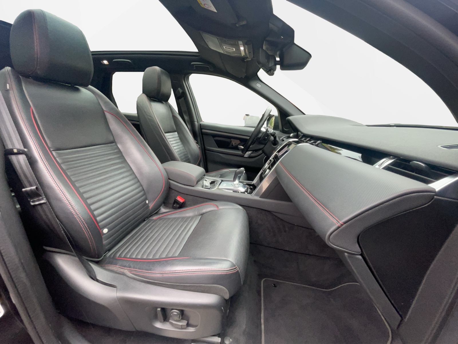 LAND ROVER Discovery Sport 2.0 Si4 R-Dynamic S-image-16