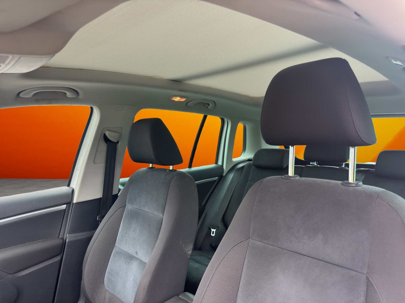 VW Tiguan 2.0 TSI Sport&Style 4Motion DSG-image-12