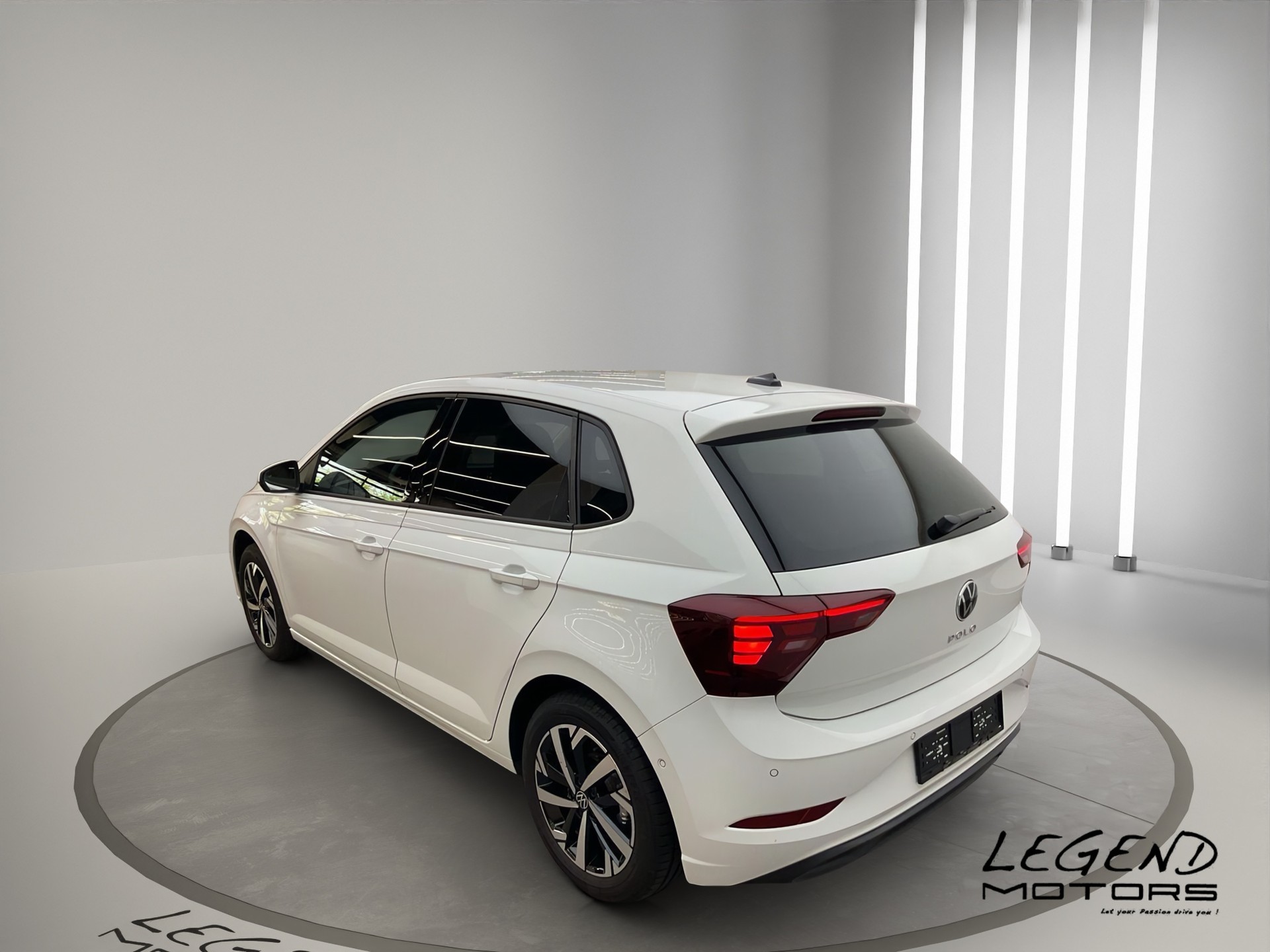 VW Polo 1.0 TSI Life DSG / BIENTOT DISPONIBLE /-image-1