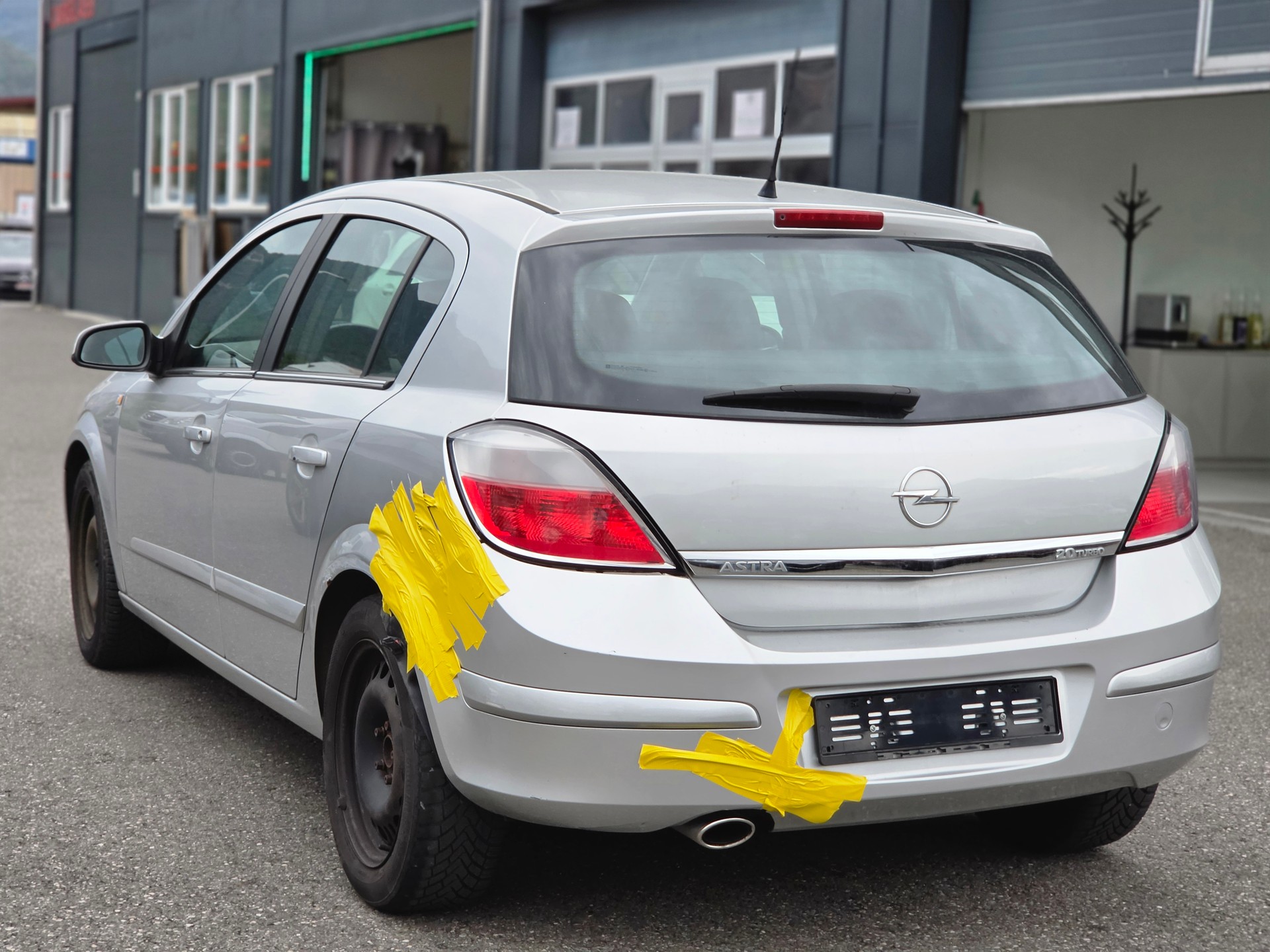 OPEL Astra 2.0i 16V Turbo Sport-image-6