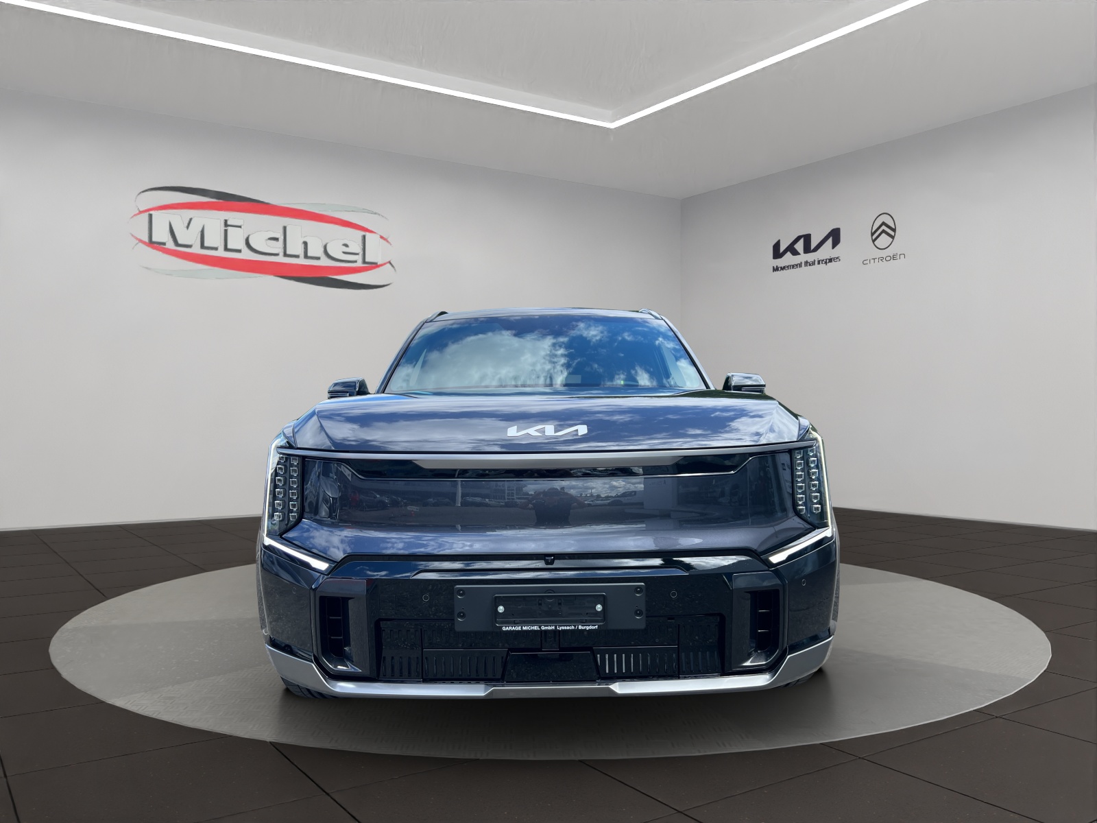 KIA EV9 99.8 kWh GT 4x4 Automat / elektr. Glasschiebedach / Wärmepumpe / Eintauschprämie CHF 6'000.- / 0.00% Leasing-Aktion-image-1