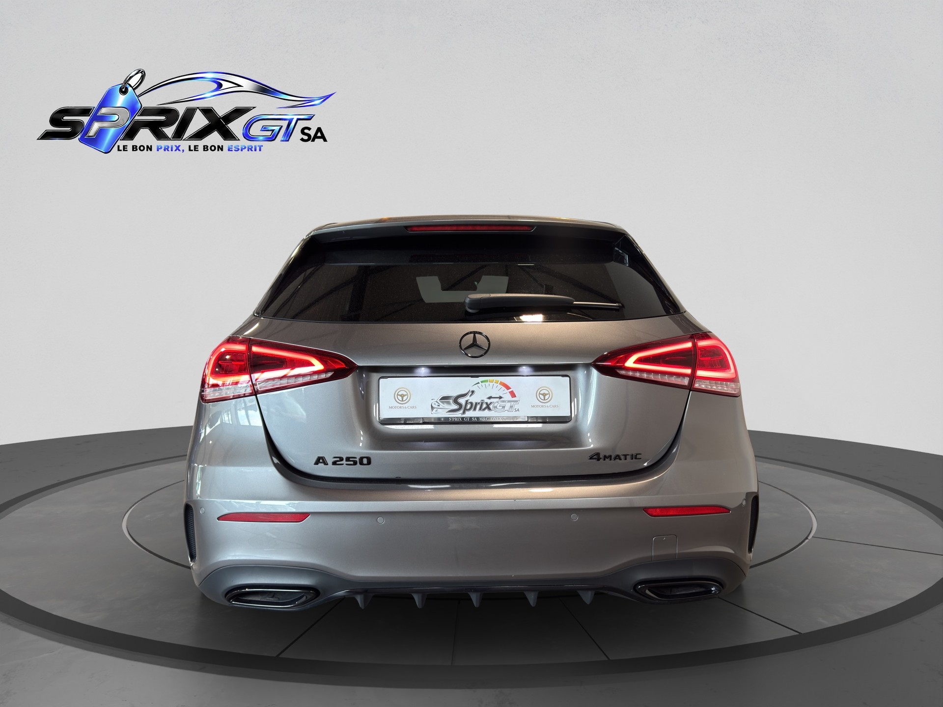 MERCEDES-BENZ A 250 4Matic AMG Line 4Matic 7G-DCT-image-3