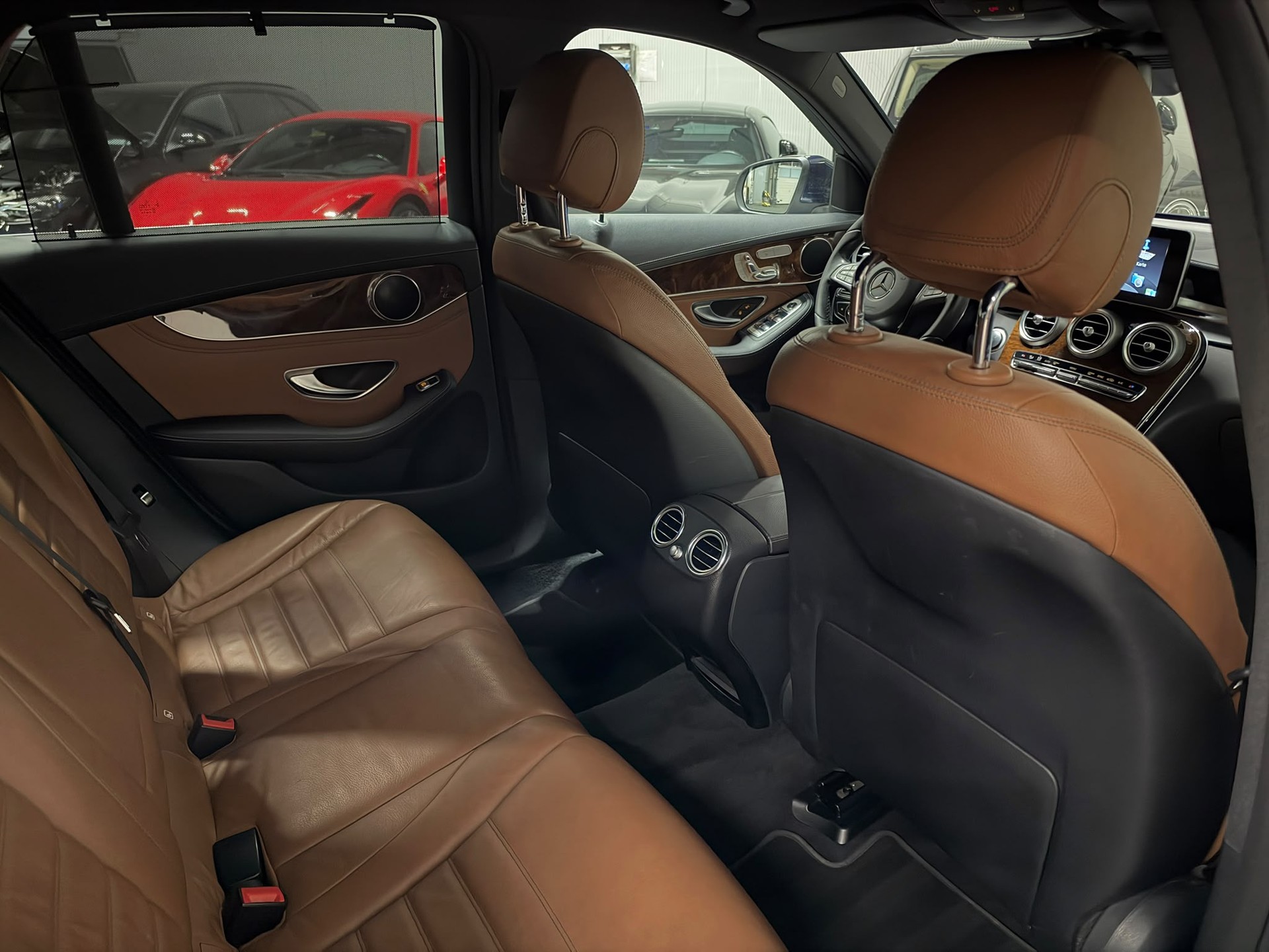 MERCEDES-BENZ GLC 250 d Exclusive 4m-image-13