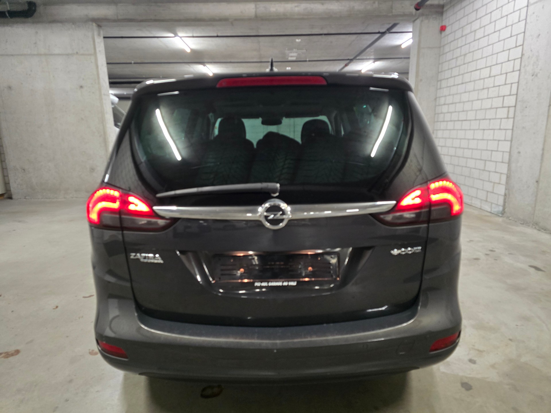OPEL Zafira Tourer 1.6 CDTi Sport-image-4