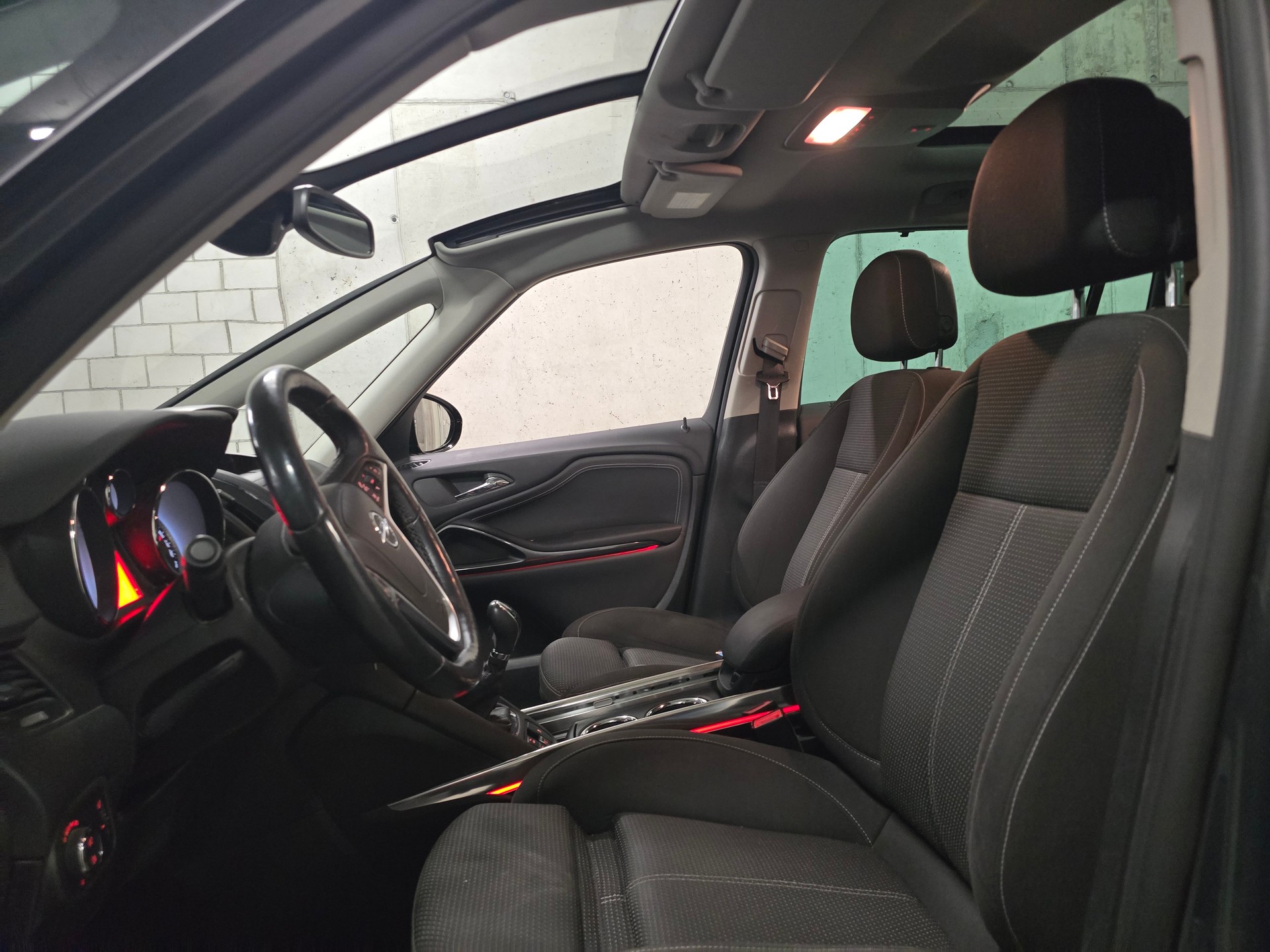 OPEL Zafira Tourer 1.6 CDTi Sport-image-8
