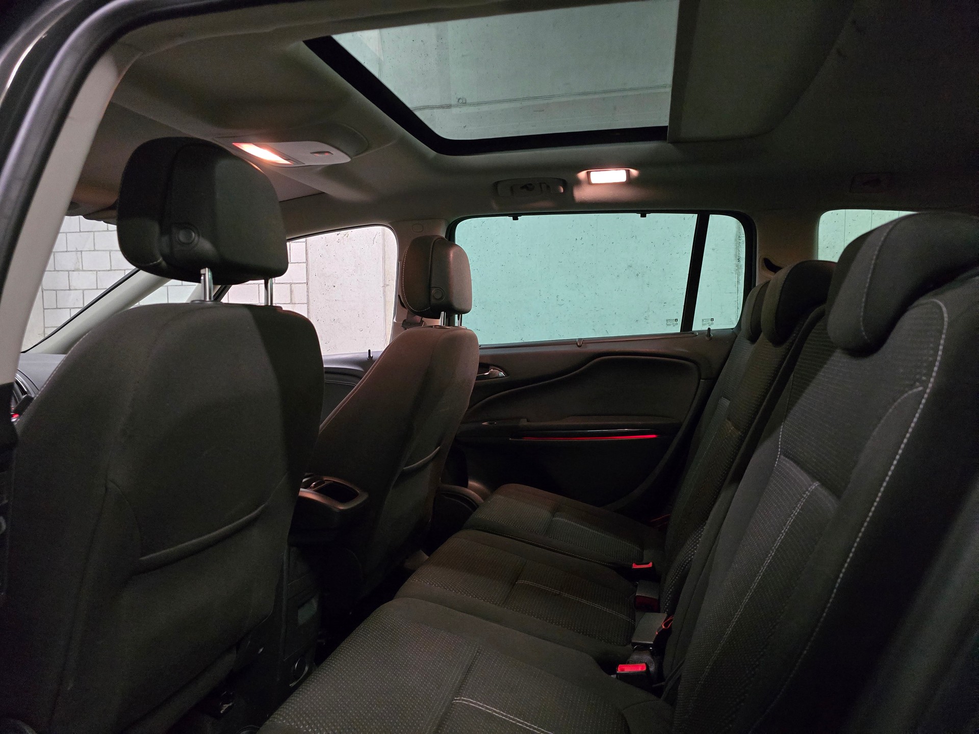 OPEL Zafira Tourer 1.6 CDTi Sport-image-10