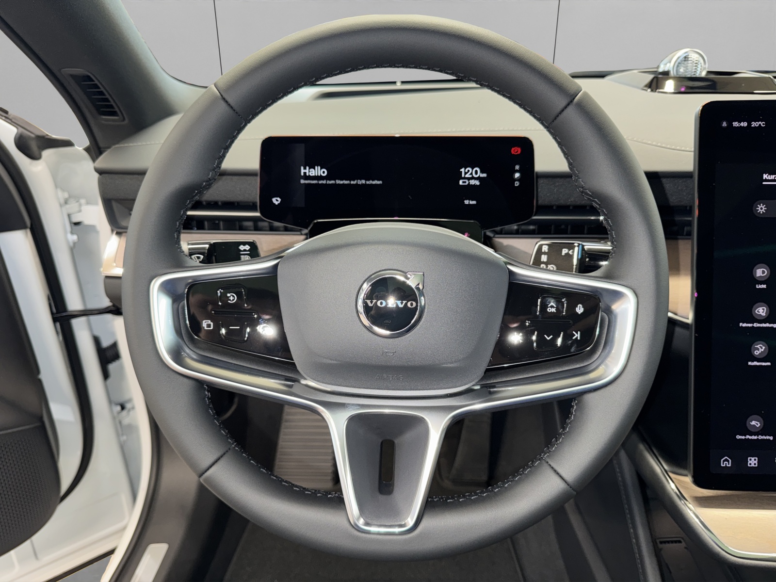 VOLVO ES90 Twin Performance Ultra AWD-image-10
