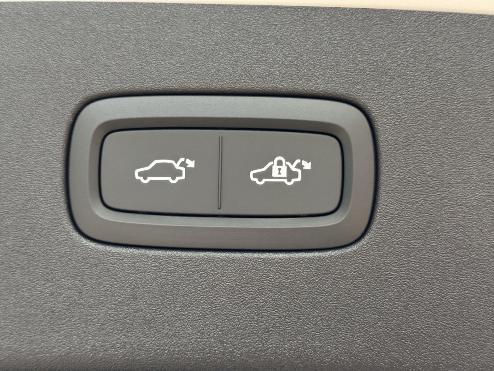 VOLVO ES90 Twin Performance Ultra AWD-image-15