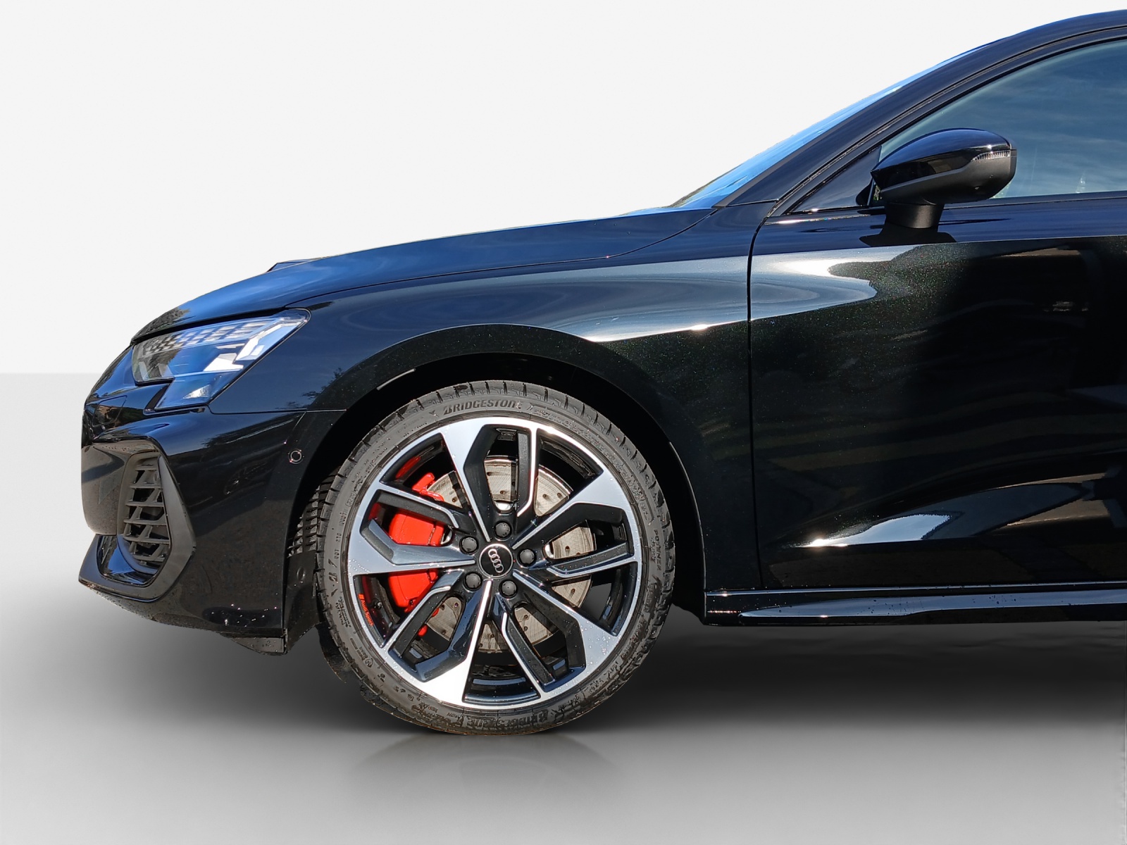 AUDI S3 Sportback TFSI quattro S-tronic-image-13
