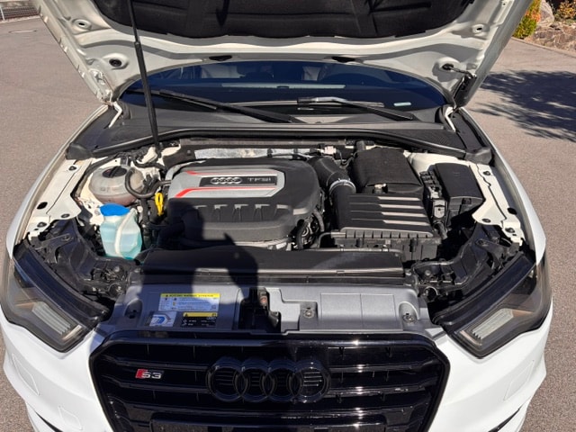 AUDI S3 Limousine 2.0 TFSI quattro S-tronic-image-17