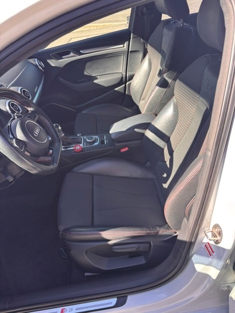 AUDI S3 Limousine 2.0 TFSI quattro S-tronic-image-8