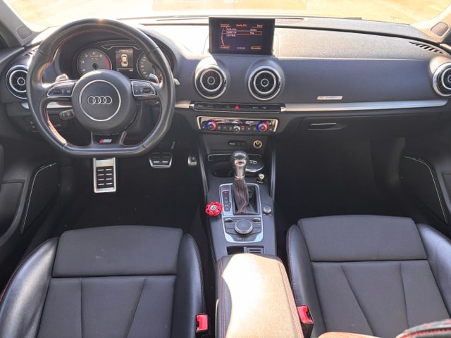AUDI S3 Limousine 2.0 TFSI quattro S-tronic-image-12