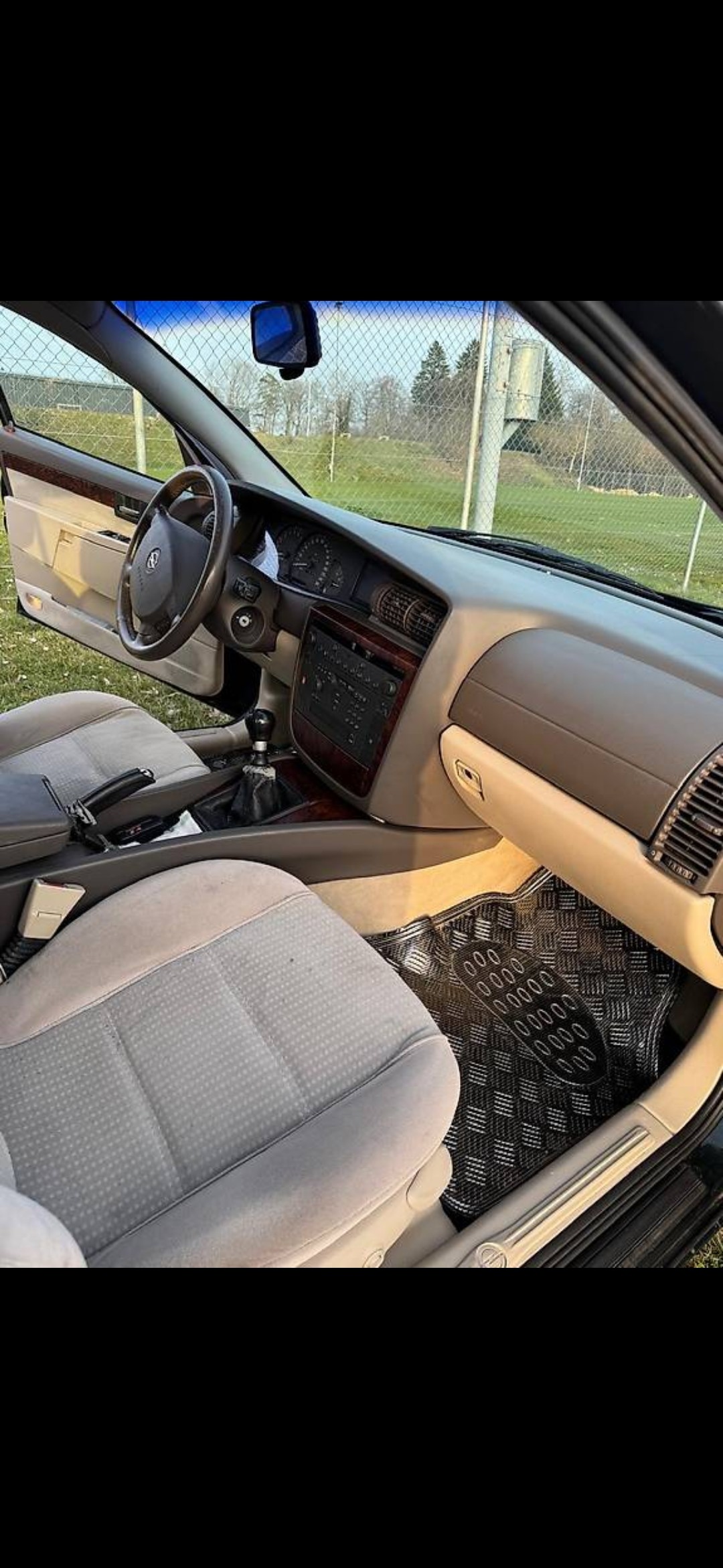 OPEL 2.5i V6 24V Comfort-image-1