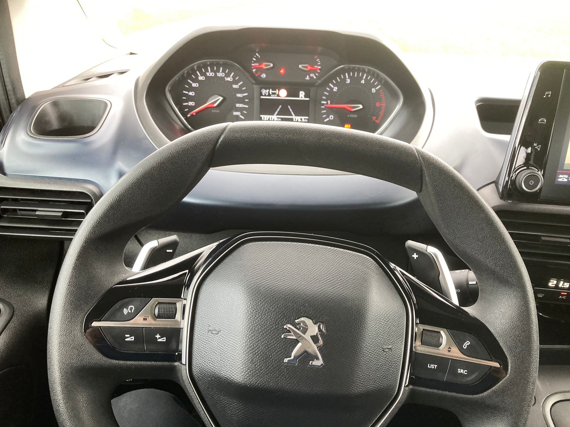 PEUGEOT Rifter Long 1.5 BlueHDi Allure EAT8-image-13