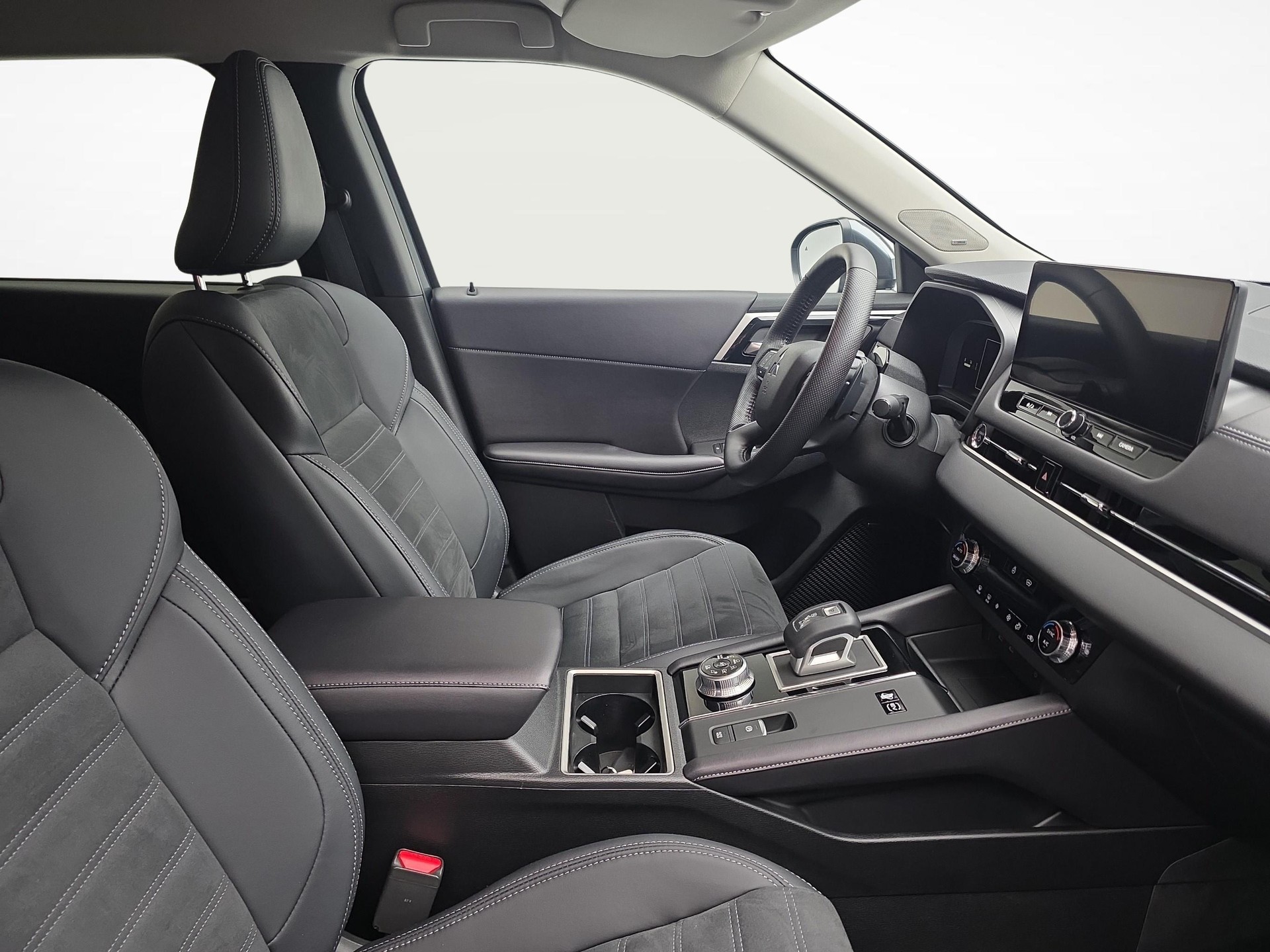 MITSUBISHI Outlander 2.4 PHEV Intense 4x4-image-9