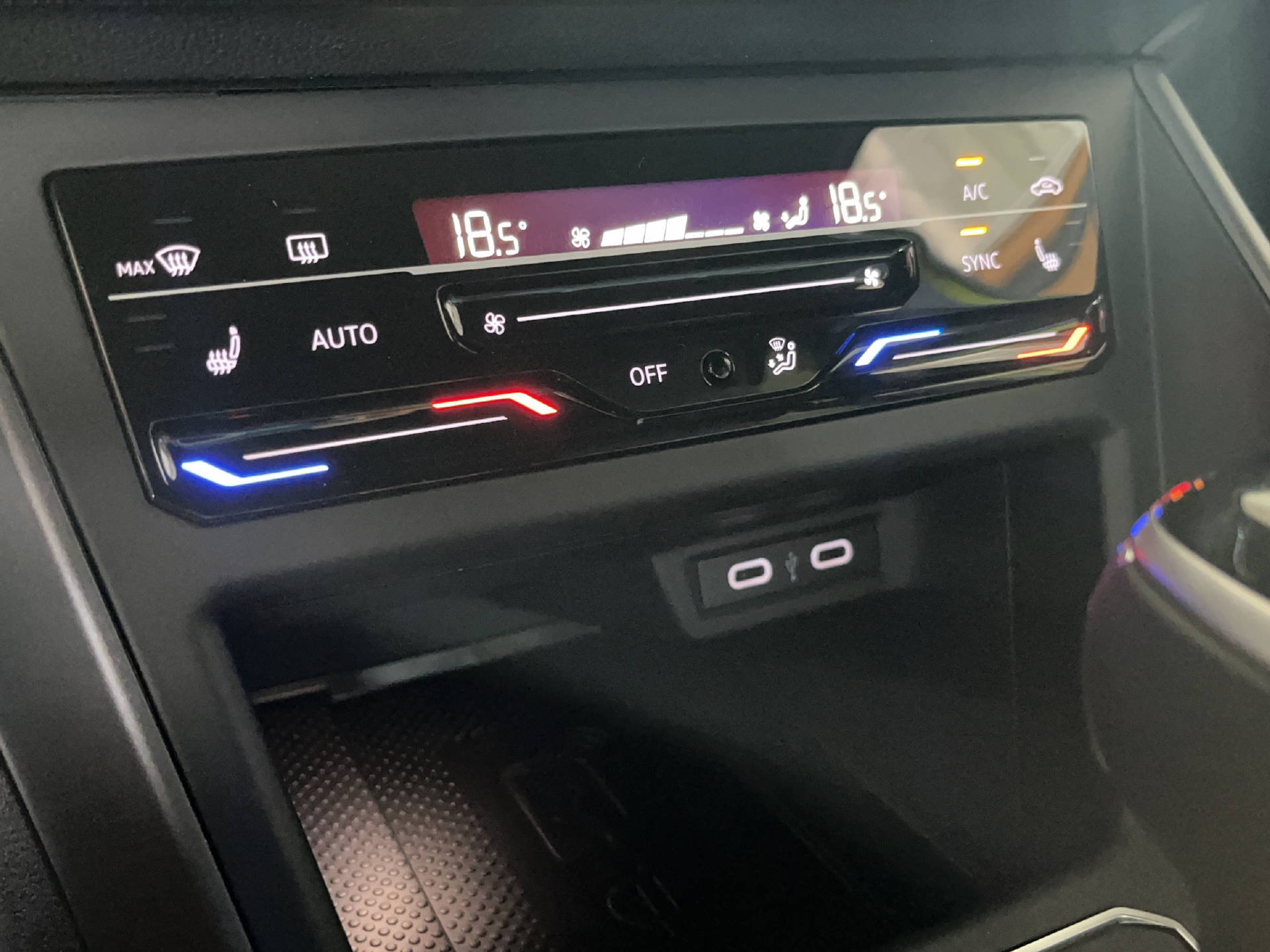 VW Taigo 1.0 TSI R-Line DSG-image-13