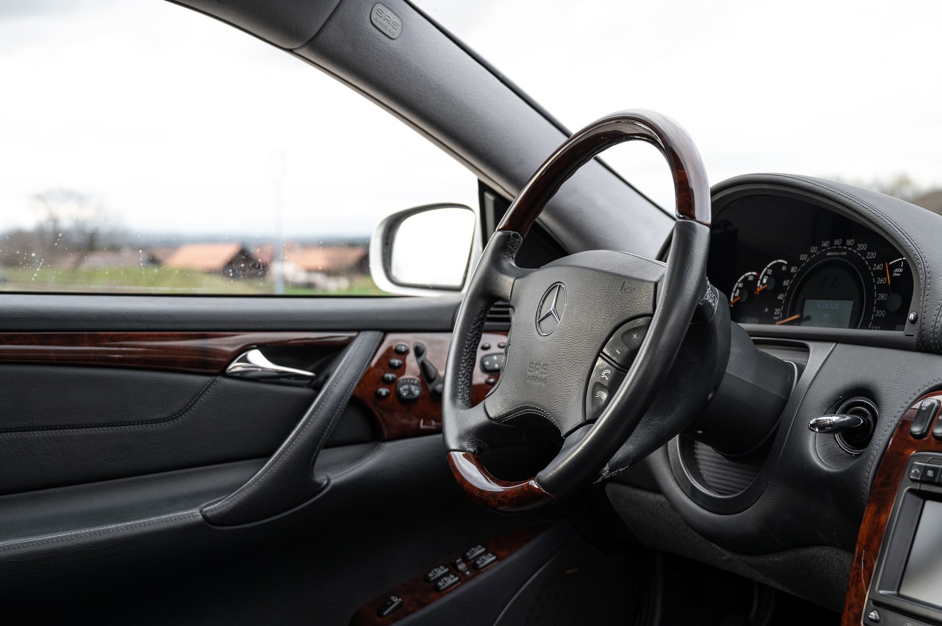 MERCEDES-BENZ CL 55 AMG Automatic-image-18
