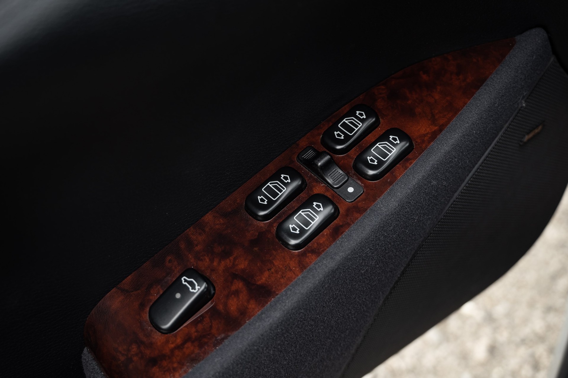 MERCEDES-BENZ CL 55 AMG Automatic-image-27