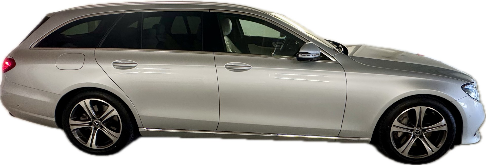 MERCEDES-BENZ E400 T DIESEL 4Matic *12‘700 Km* -340PS--image-2