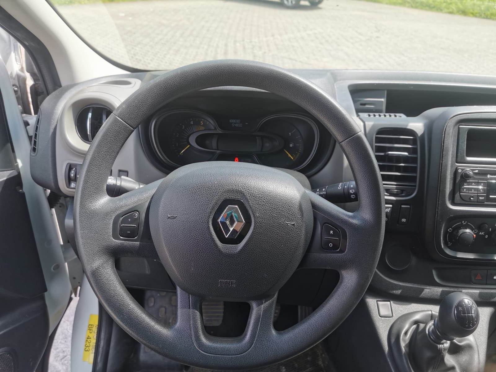 RENAULT Trafic 1.6 ENERGY TwinT. dCi120 2.9t Business L2H1-image-8