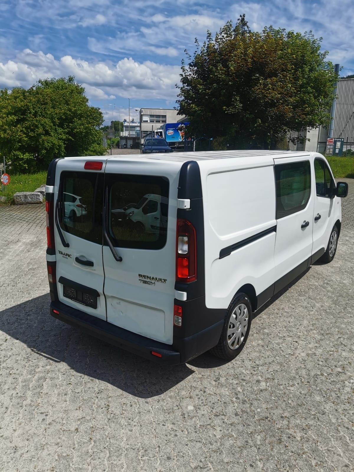 RENAULT Trafic 1.6 ENERGY TwinT. dCi120 2.9t Business L2H1-image-5