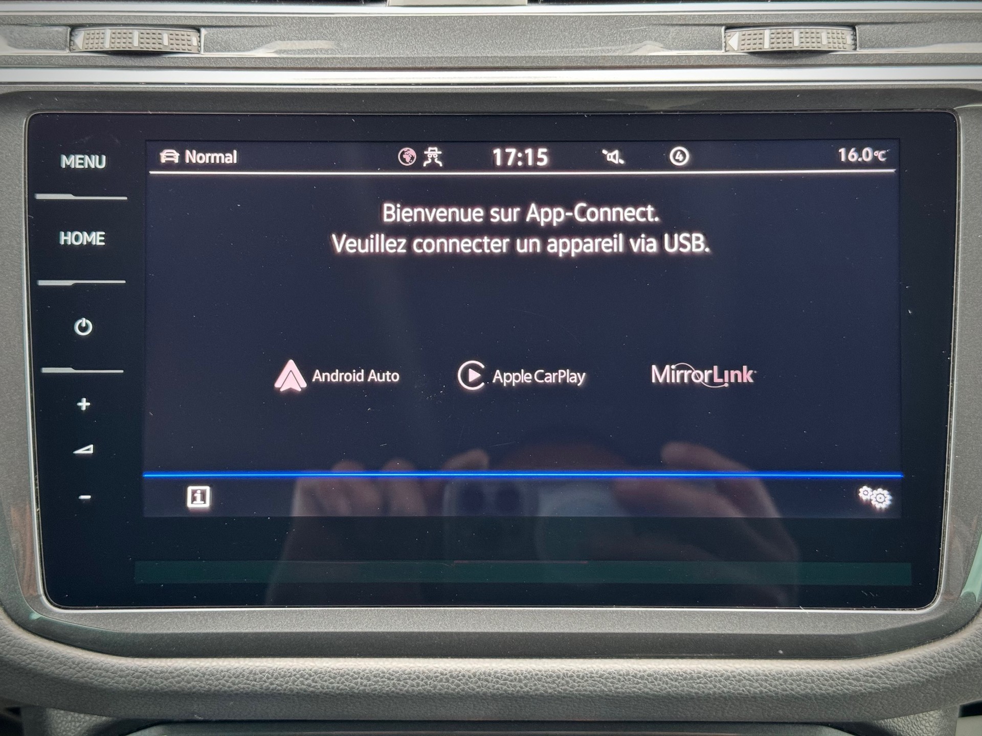 VW Tiguan 2.0 TDI SCR Elegance 4Motion DSG - Véhicule Suisse (CH)-image-11