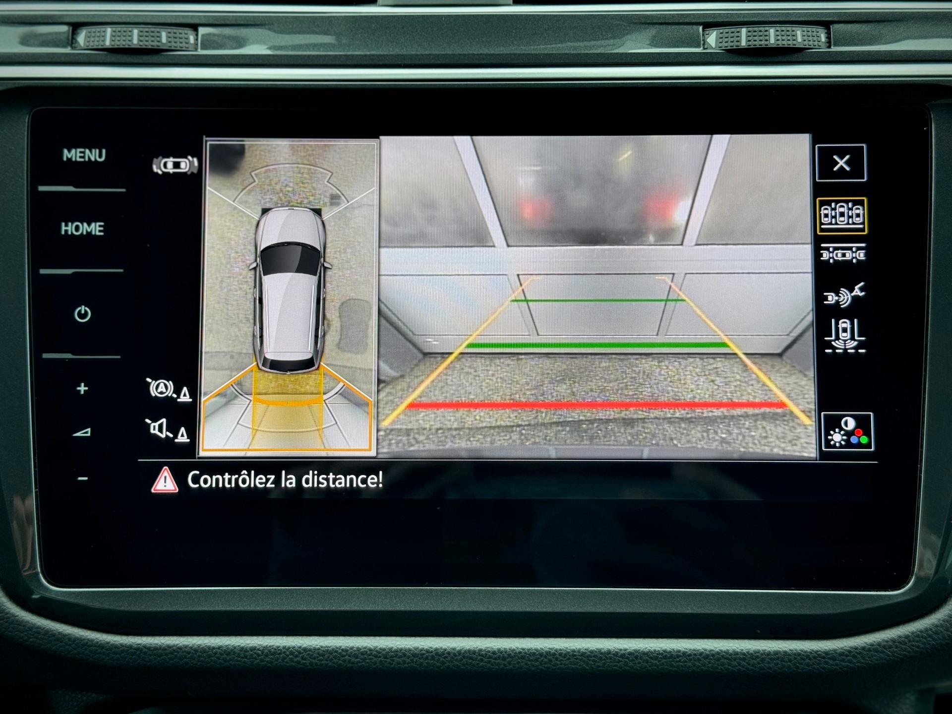 VW Tiguan 2.0 TDI SCR Elegance 4Motion DSG - Véhicule Suisse (CH)-image-10