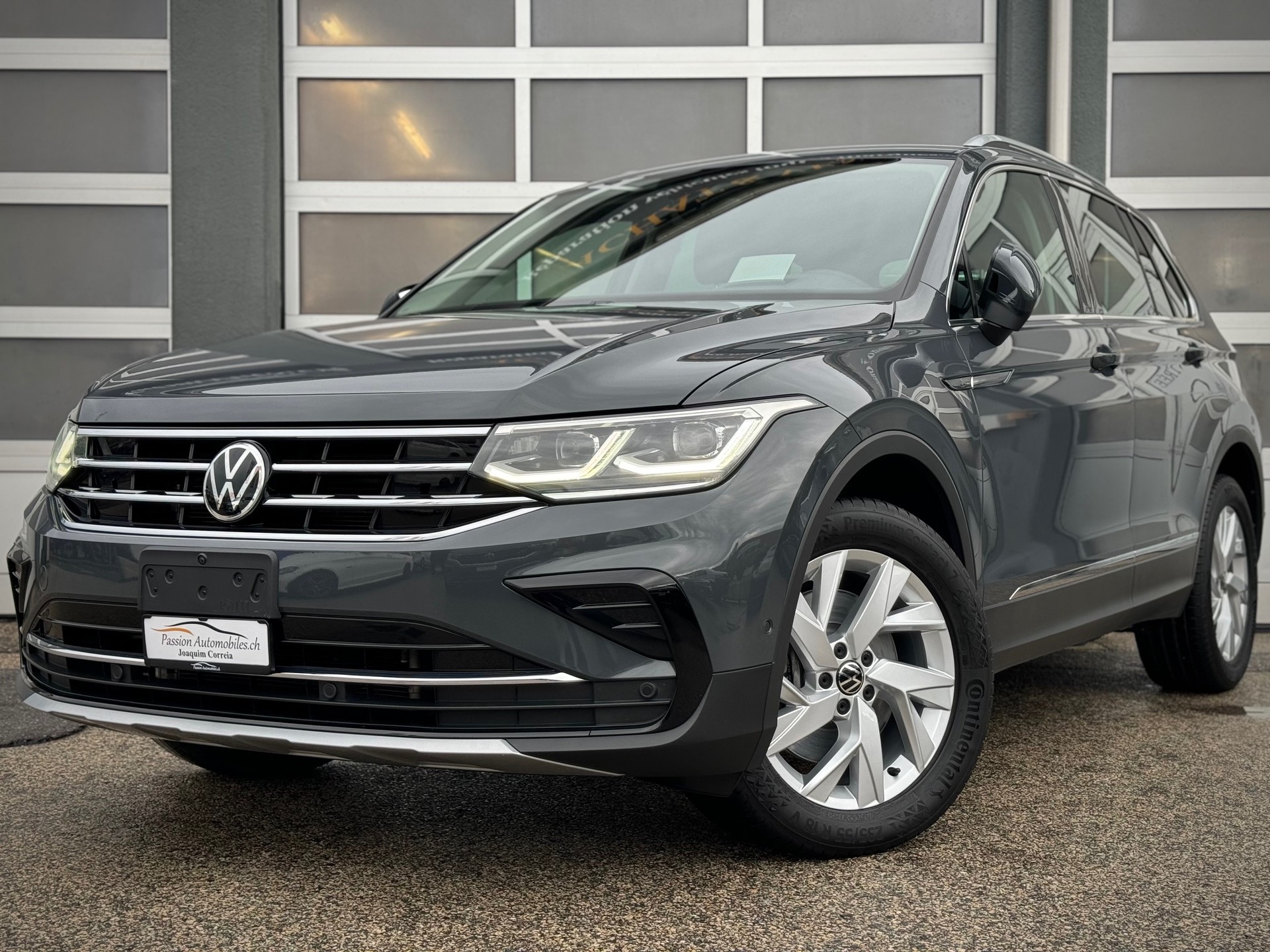 VW Tiguan 2.0 TDI SCR Elegance 4Motion DSG - Véhicule Suisse (CH)-image-0