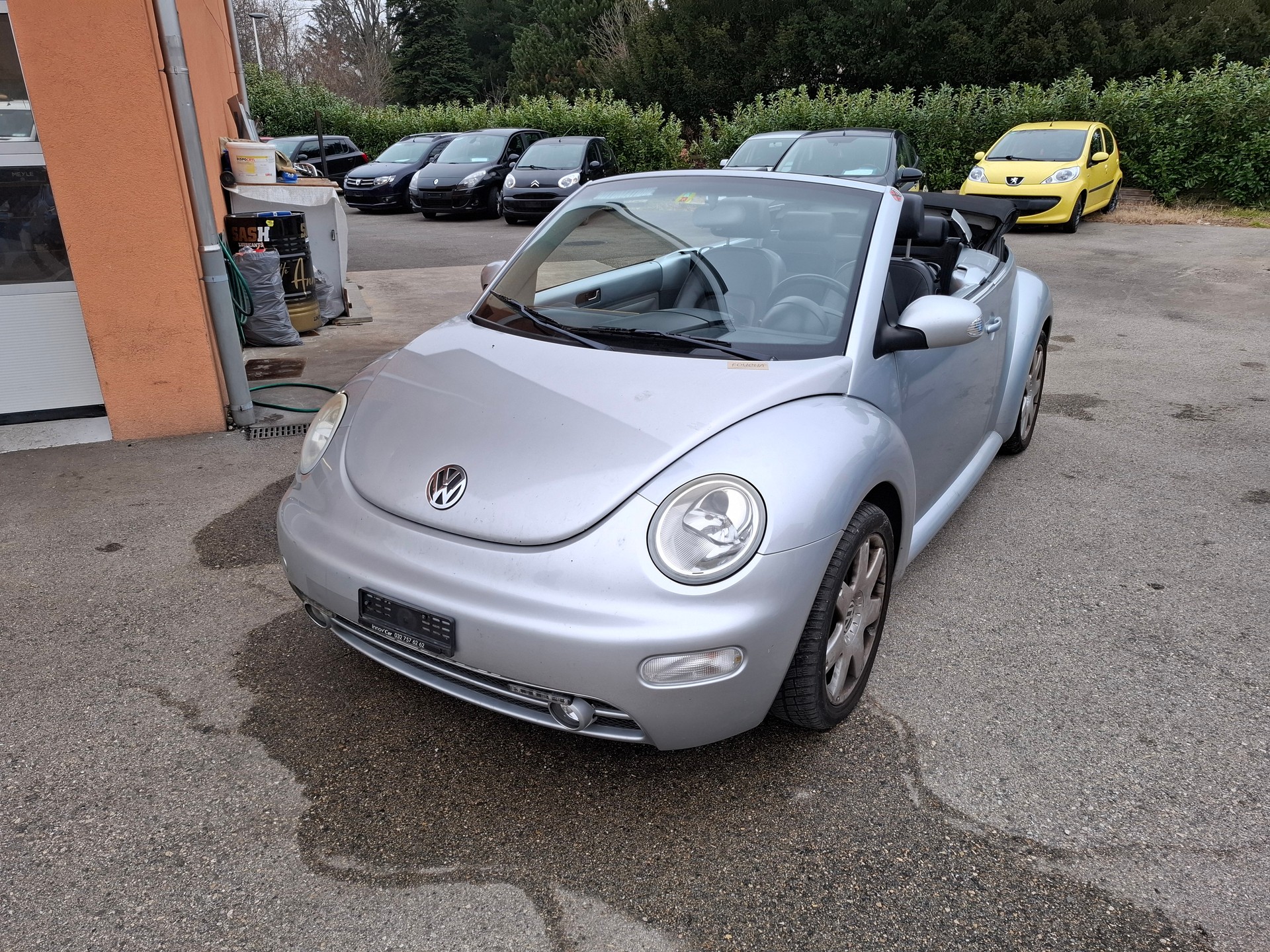 VW New Beetle Cabrio 2.0-image-0