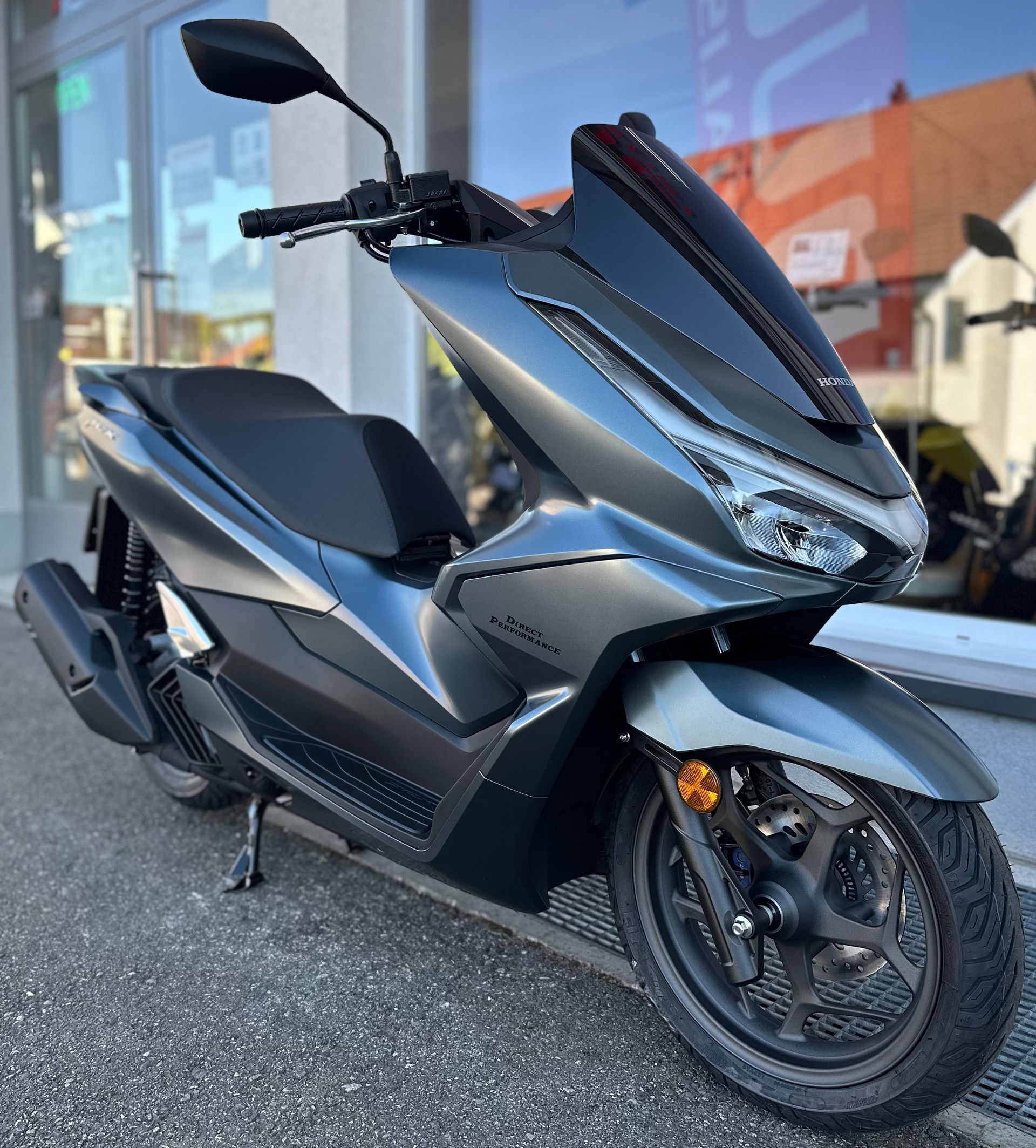 HONDA PCX 125 i ABS-showroom-element-2