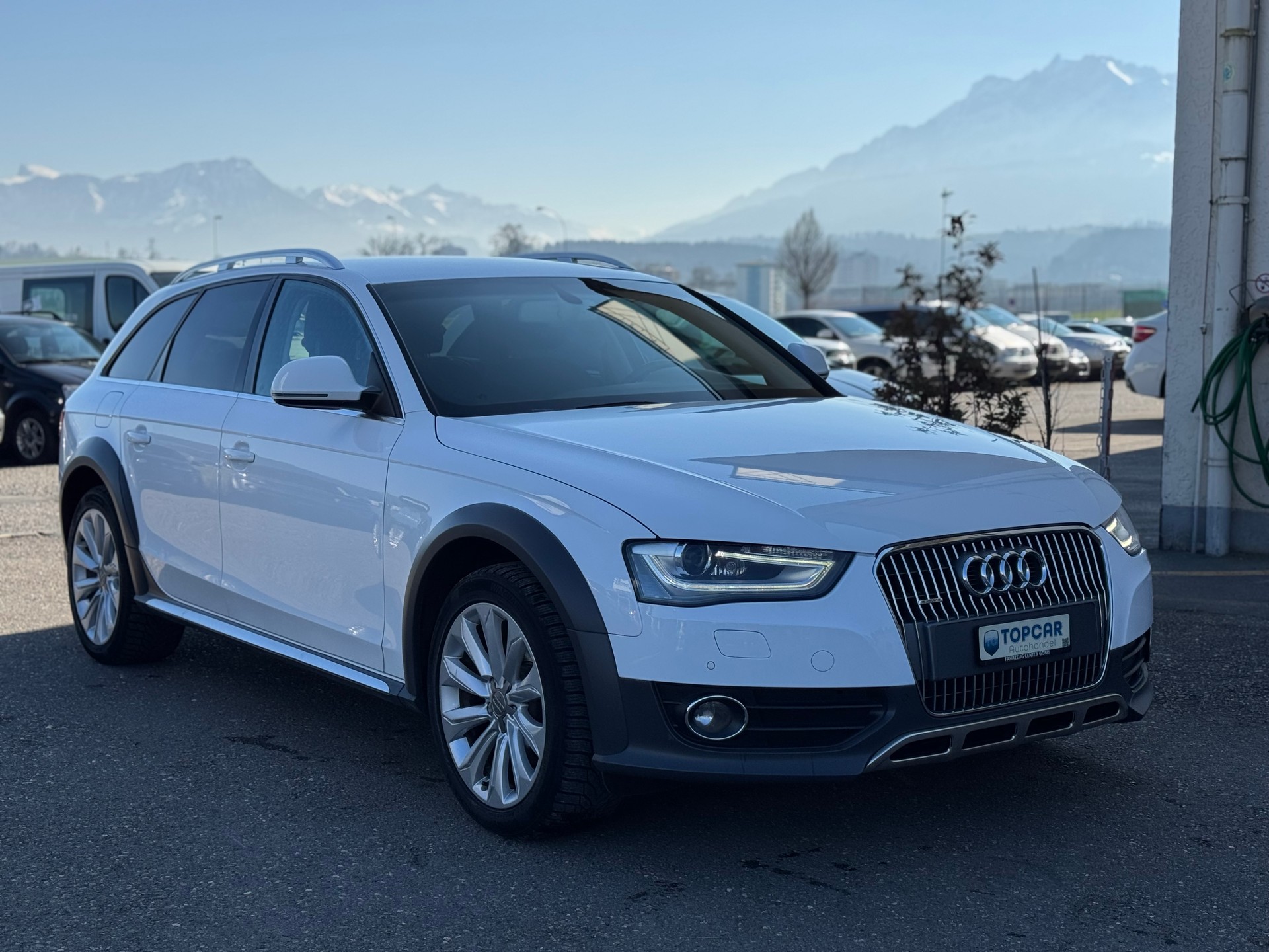 AUDI A4 allroad 2.0 TDI quattro-image-0