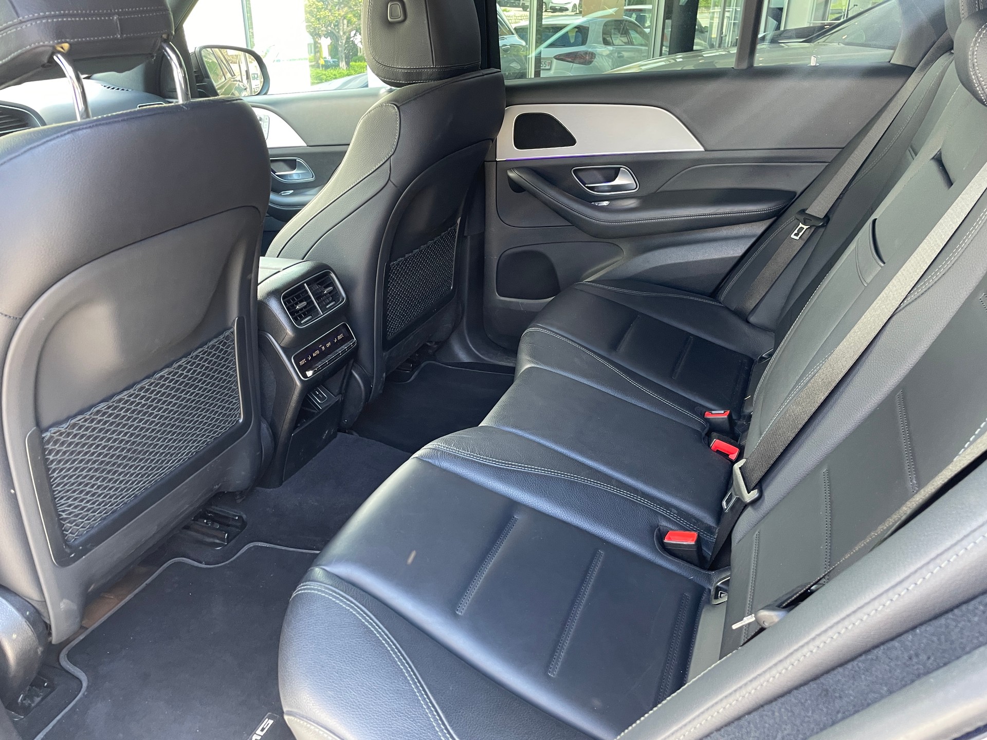 MERCEDES-BENZ GLE 400 d 4Matic AMG Line 9G-Tronic-image-11