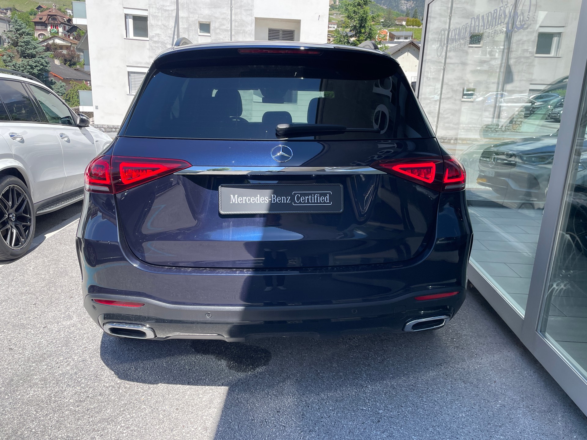 MERCEDES-BENZ GLE 400 d 4Matic AMG Line 9G-Tronic-image-4