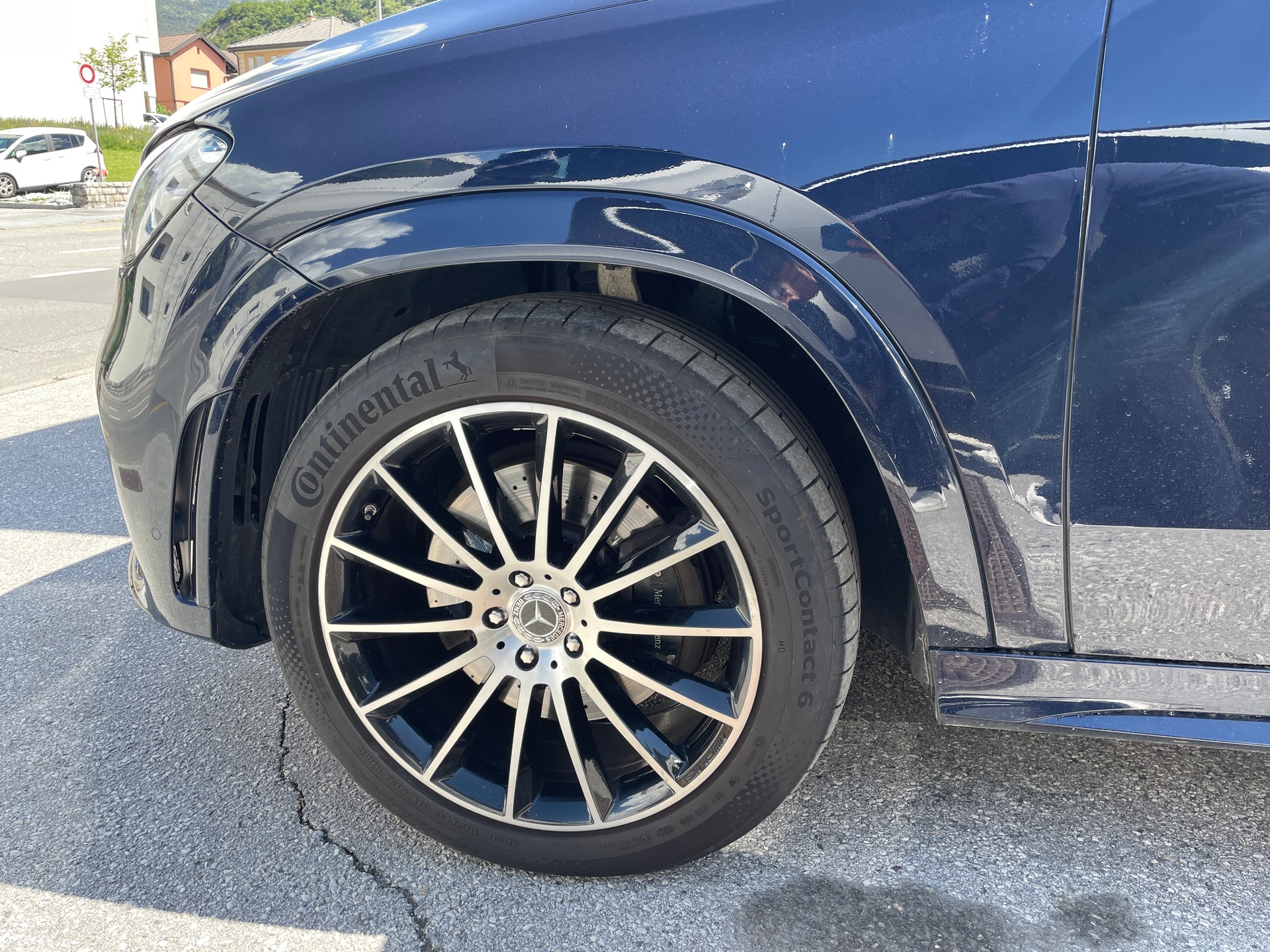 MERCEDES-BENZ GLE 400 d 4Matic AMG Line 9G-Tronic-image-9