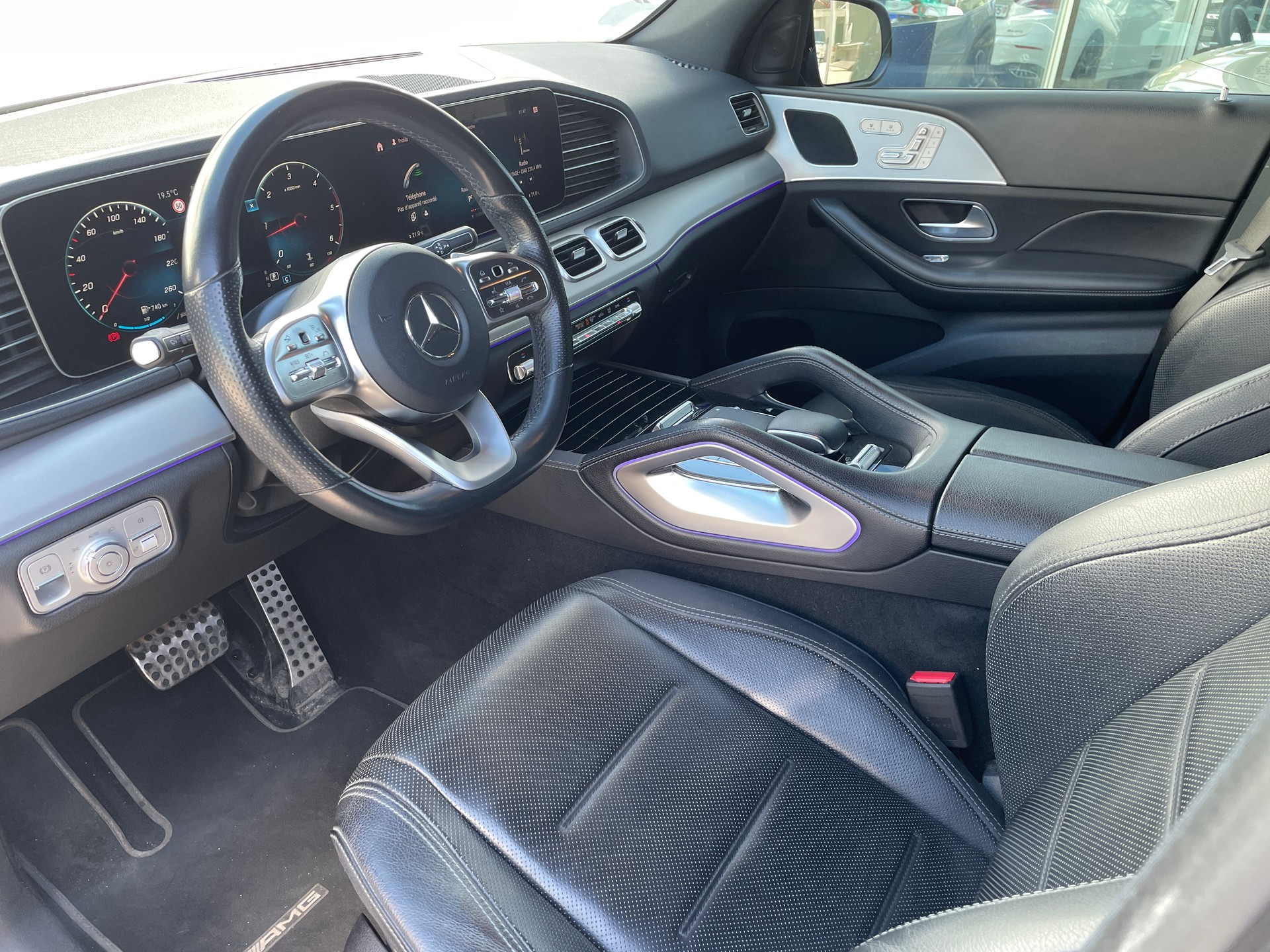 MERCEDES-BENZ GLE 400 d 4Matic AMG Line 9G-Tronic-image-10