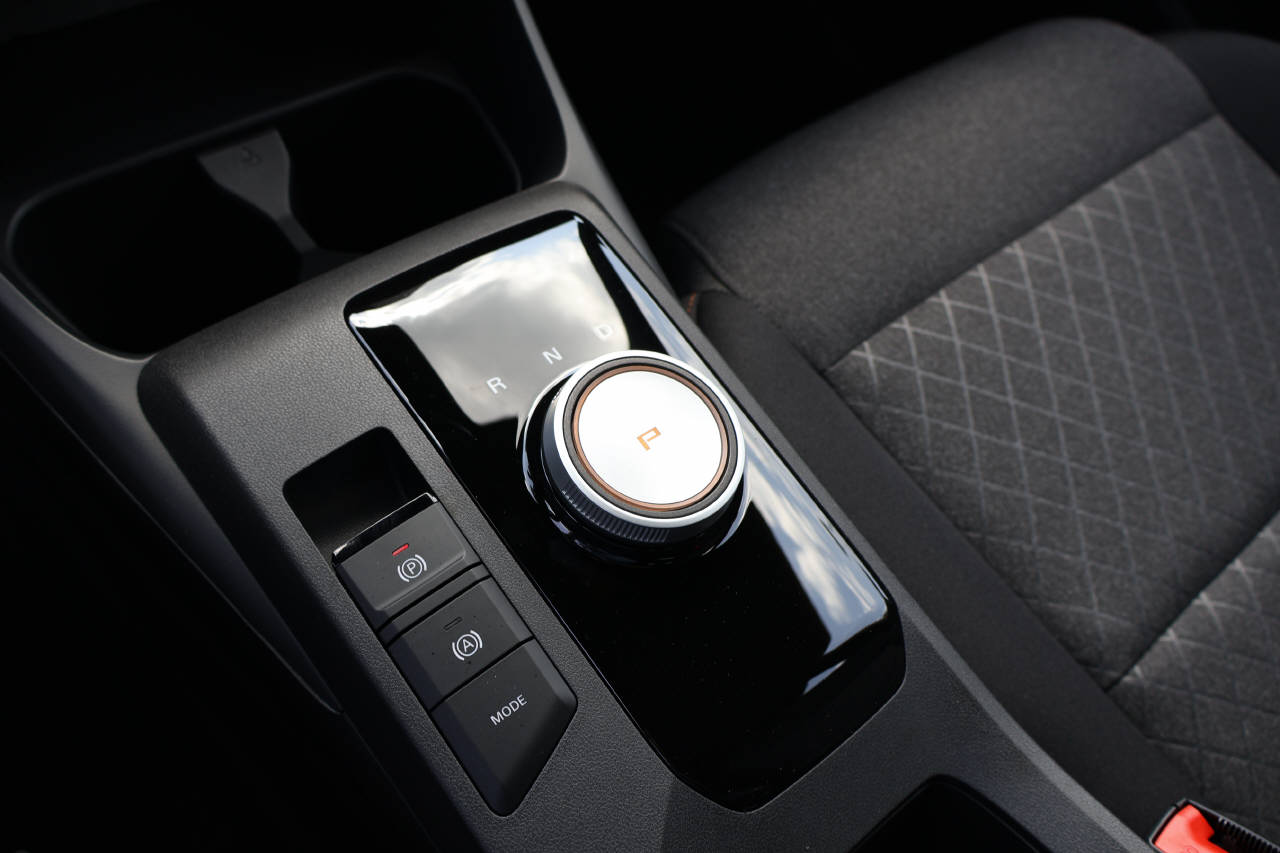 MG 3 1.5 Hybrid Comfort-image-12