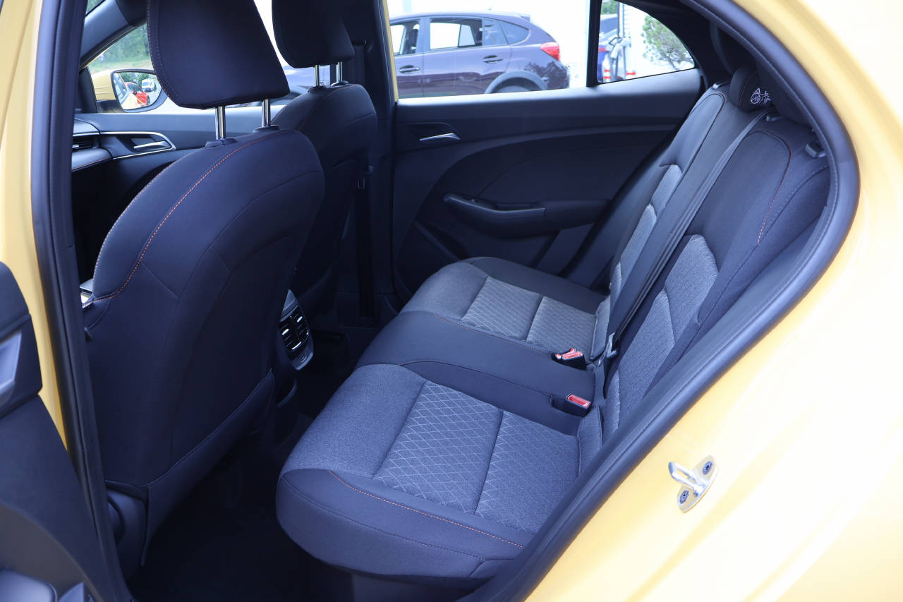 MG 3 1.5 Hybrid Comfort-image-13
