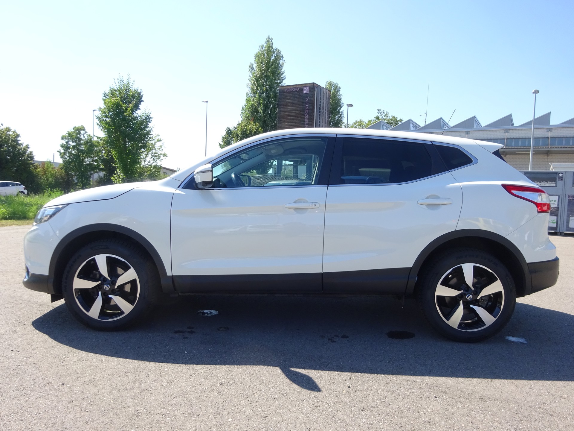 NISSAN Qashqai 1.2 DIG-T 360° Xtronic CVT-image-9