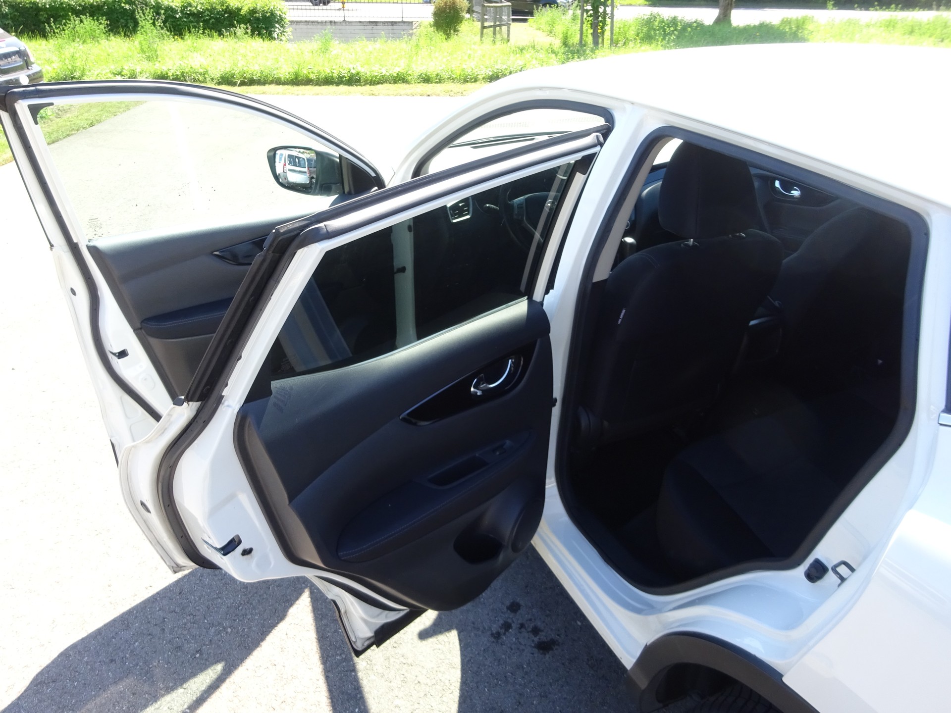 NISSAN Qashqai 1.2 DIG-T 360° Xtronic CVT-image-8
