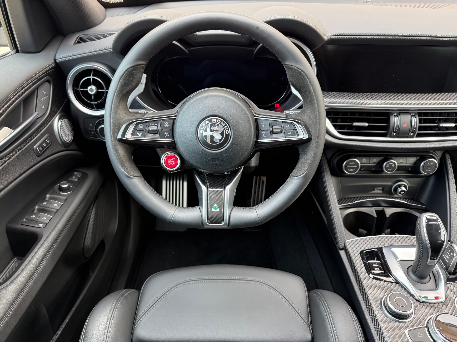 ALFA ROMEO Stelvio 2.9 V6 Quadrifoglio 21" Q4 AT8-image-9