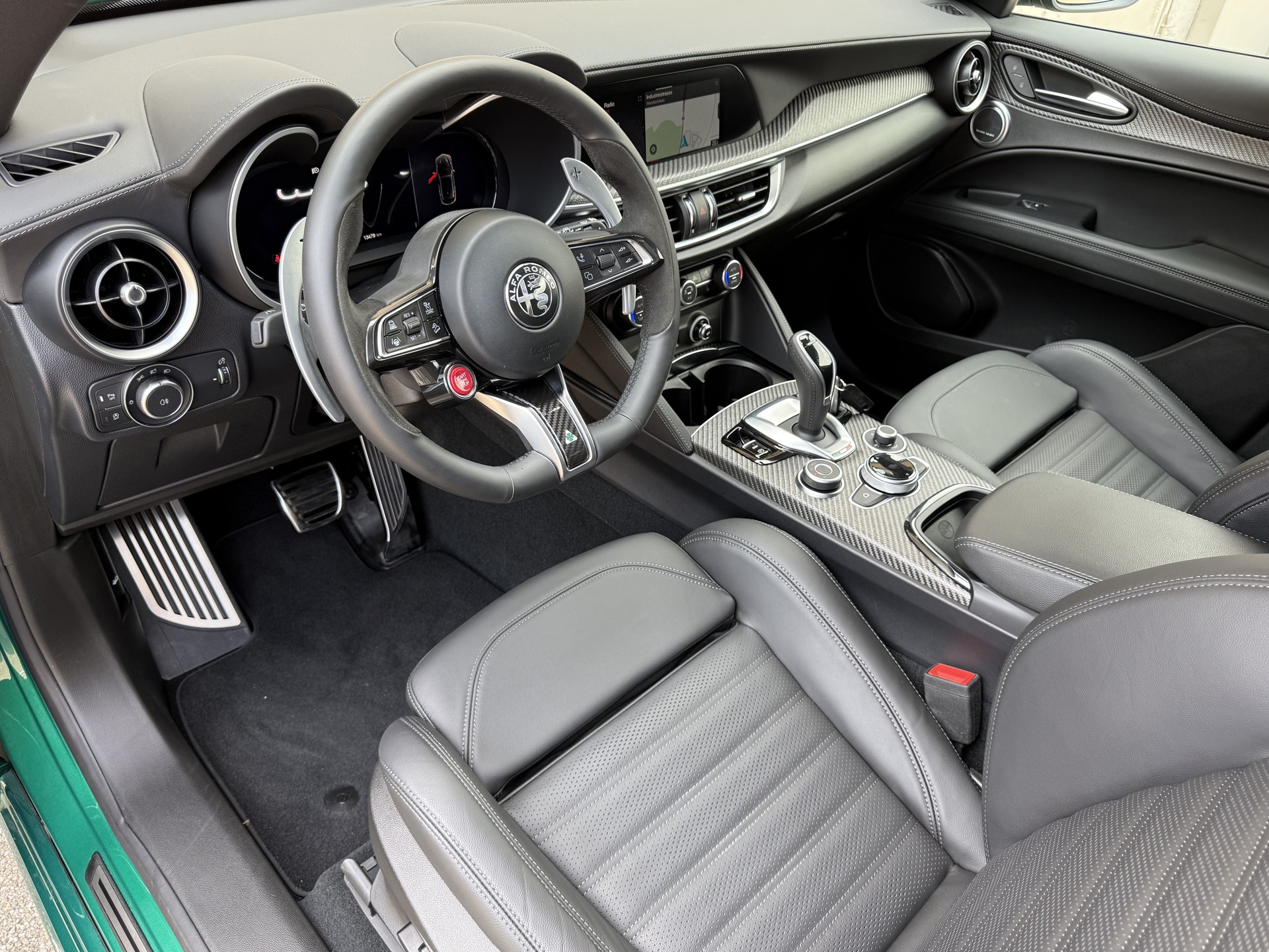 ALFA ROMEO Stelvio 2.9 V6 Quadrifoglio 21" Q4 AT8-image-4