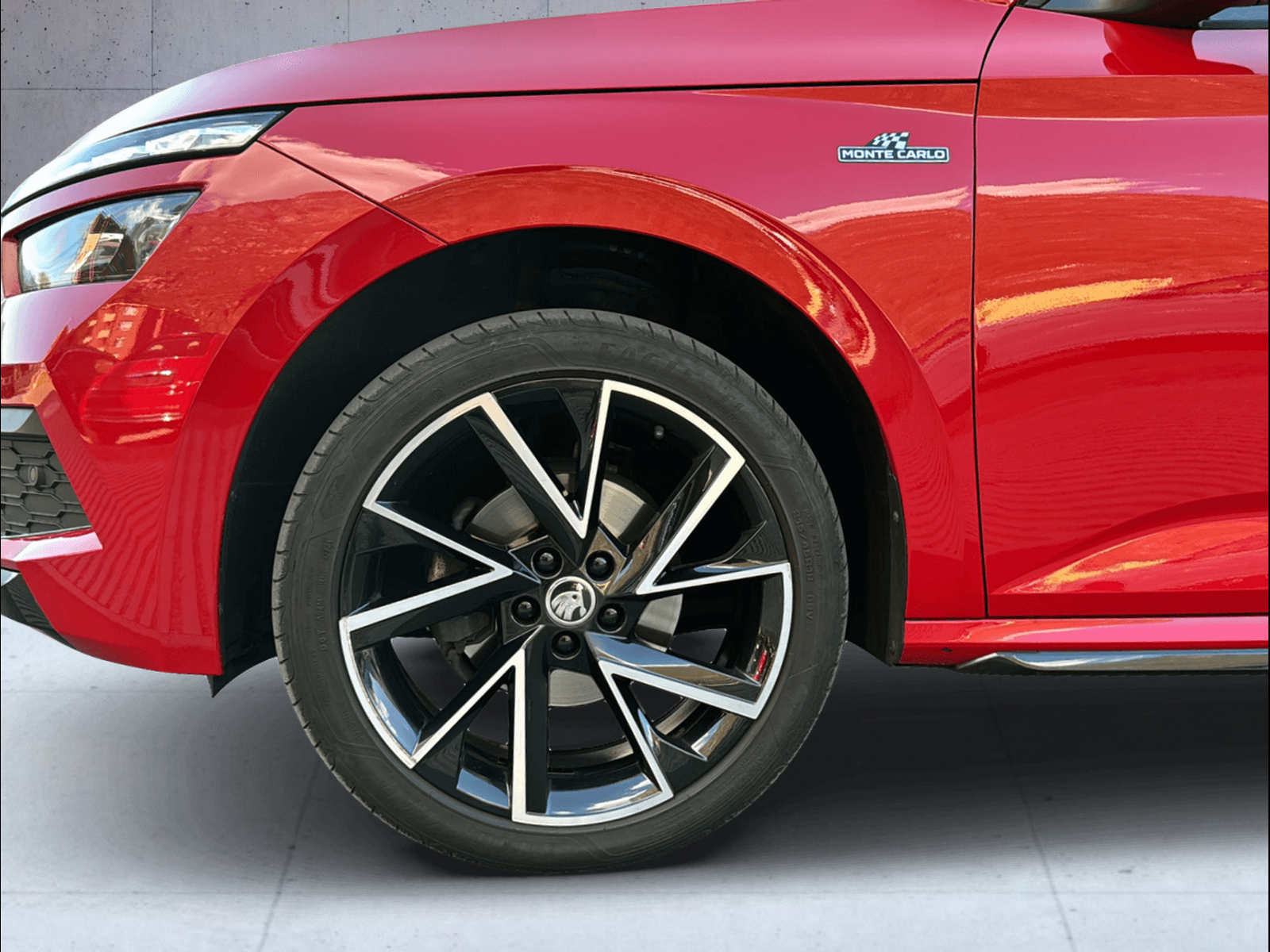 SKODA Kamiq 1.0 TSI Monte Carlo DSG-image-8