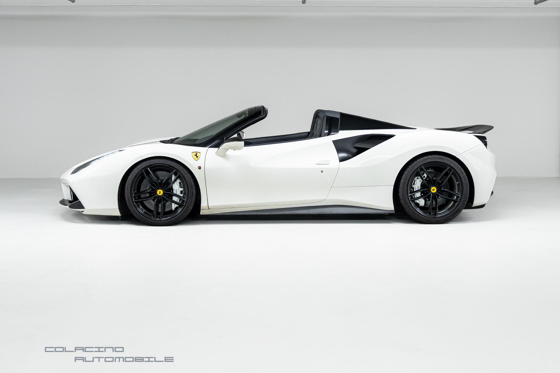FERRARI 488 Spider 3.9 V8-image-7