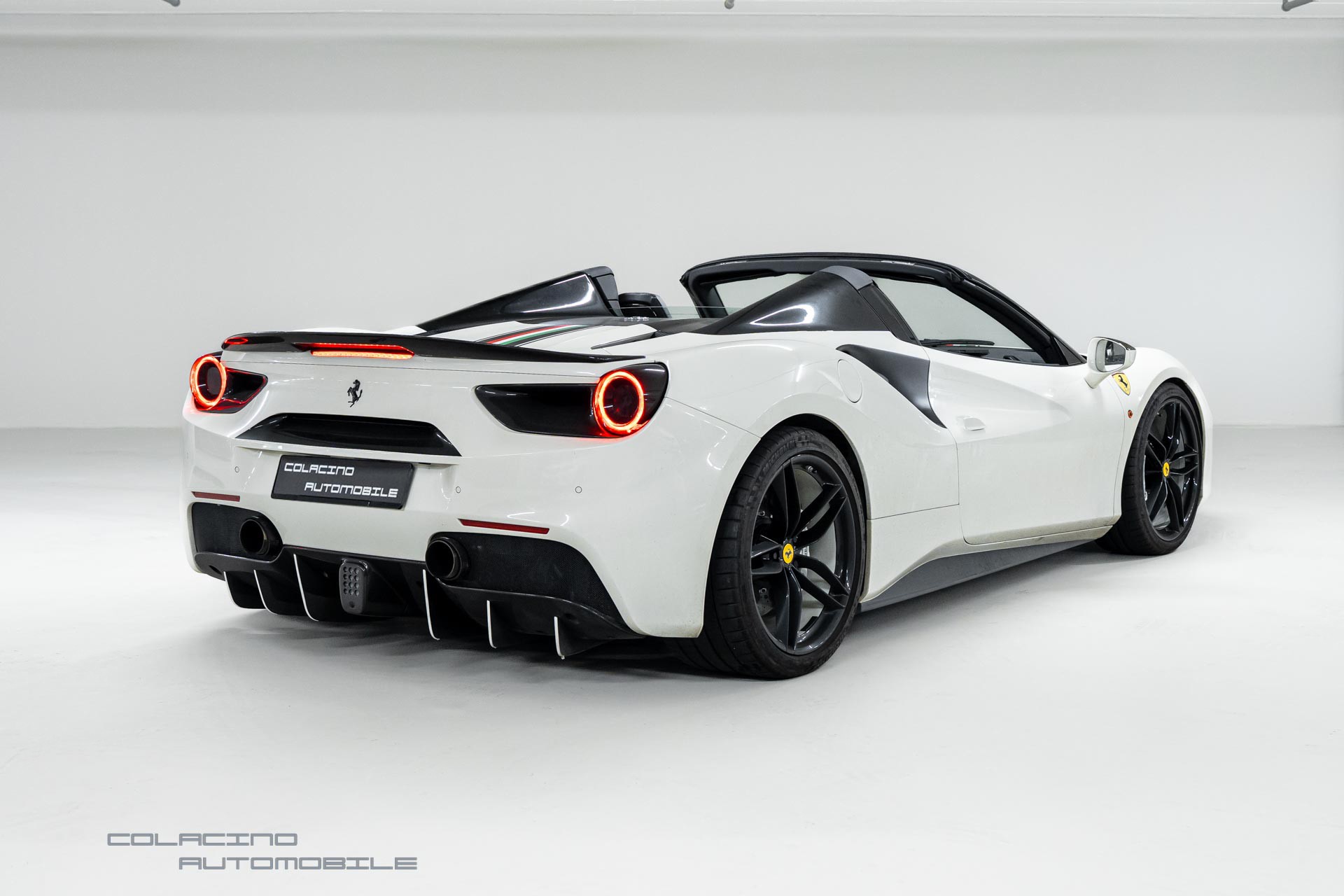FERRARI 488 Spider 3.9 V8-image-2