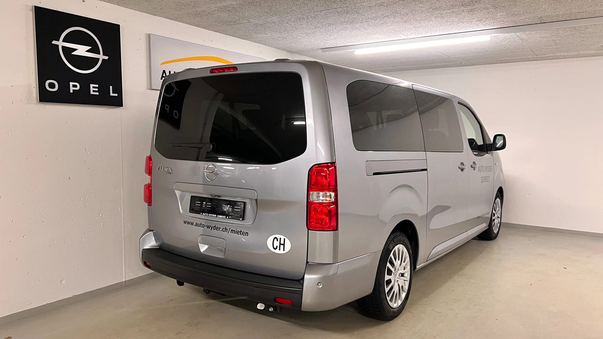 OPEL Zafira Life L 2.0 CDTI 144 Business Edition S/S-image-3