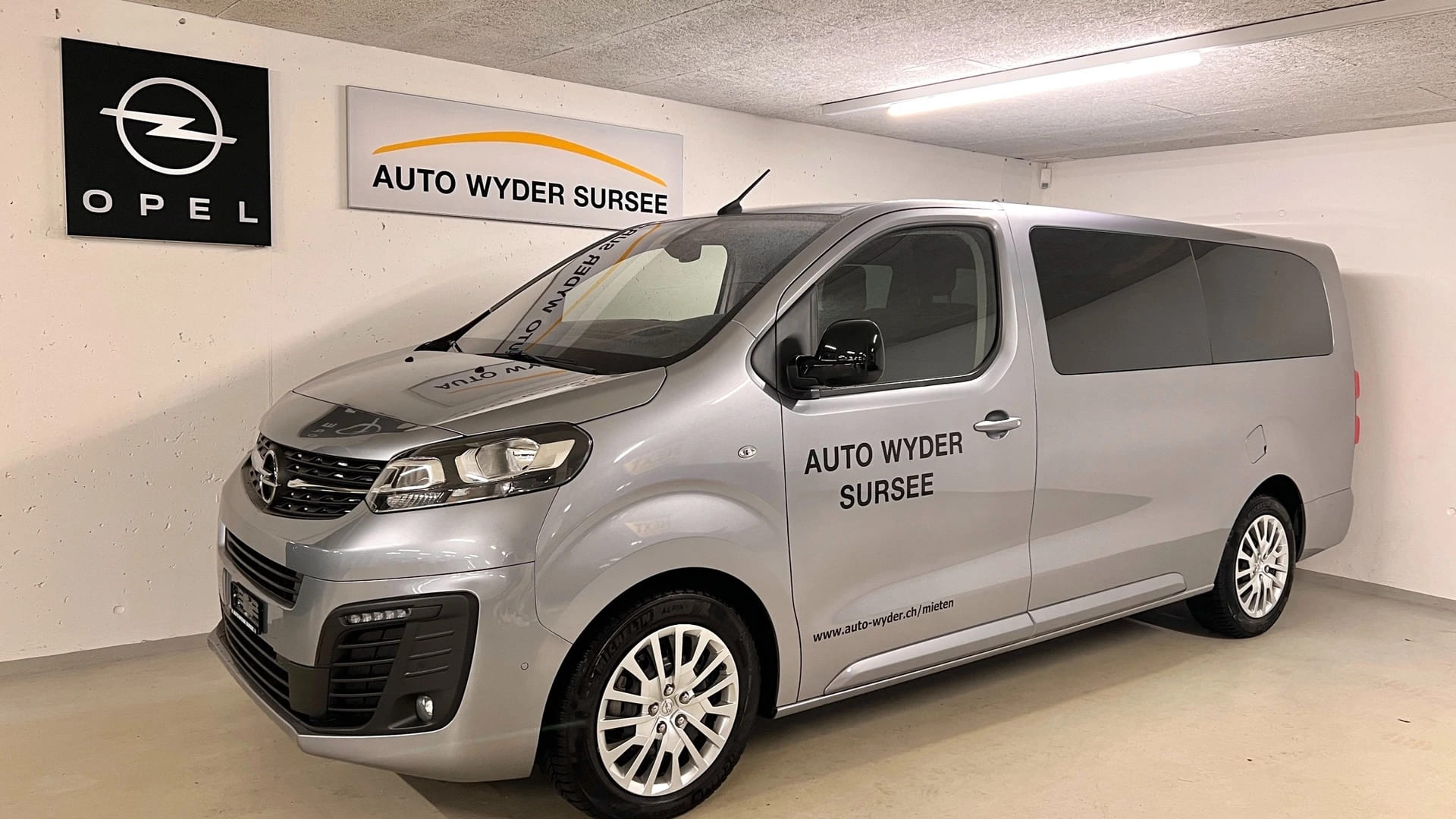 OPEL Zafira Life L 2.0 CDTI 144 Business Edition S/S-image-1