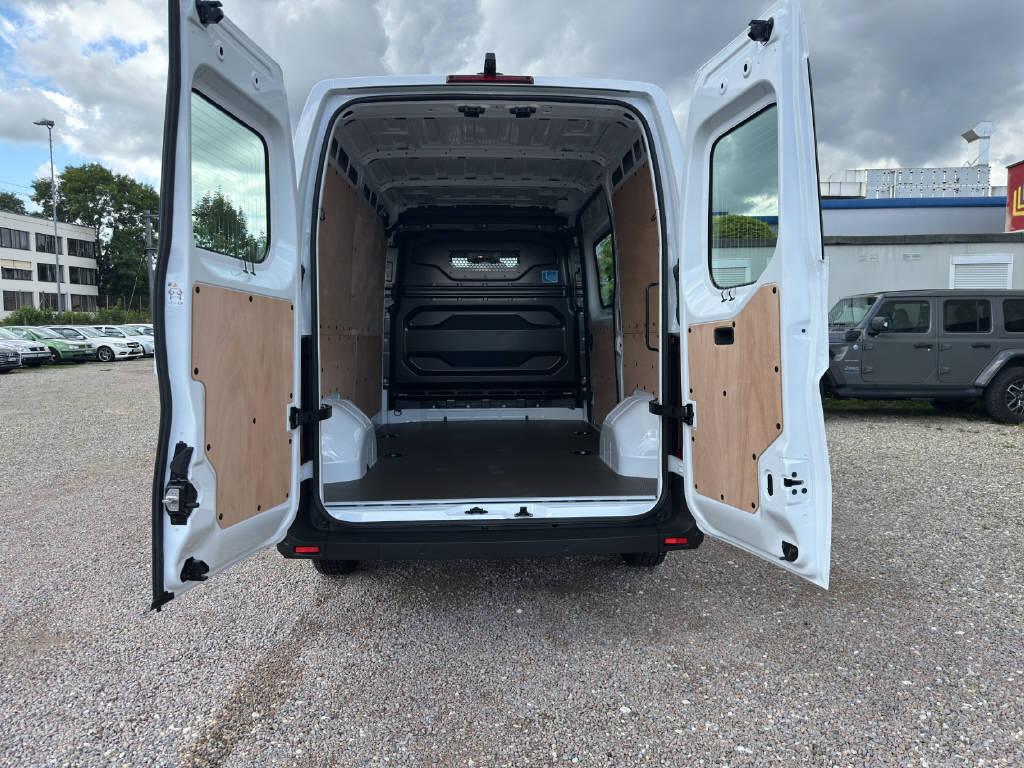 RENAULT Master Kaw. 3.5 t L2H2 2.0 Blue dCi 150-image-5