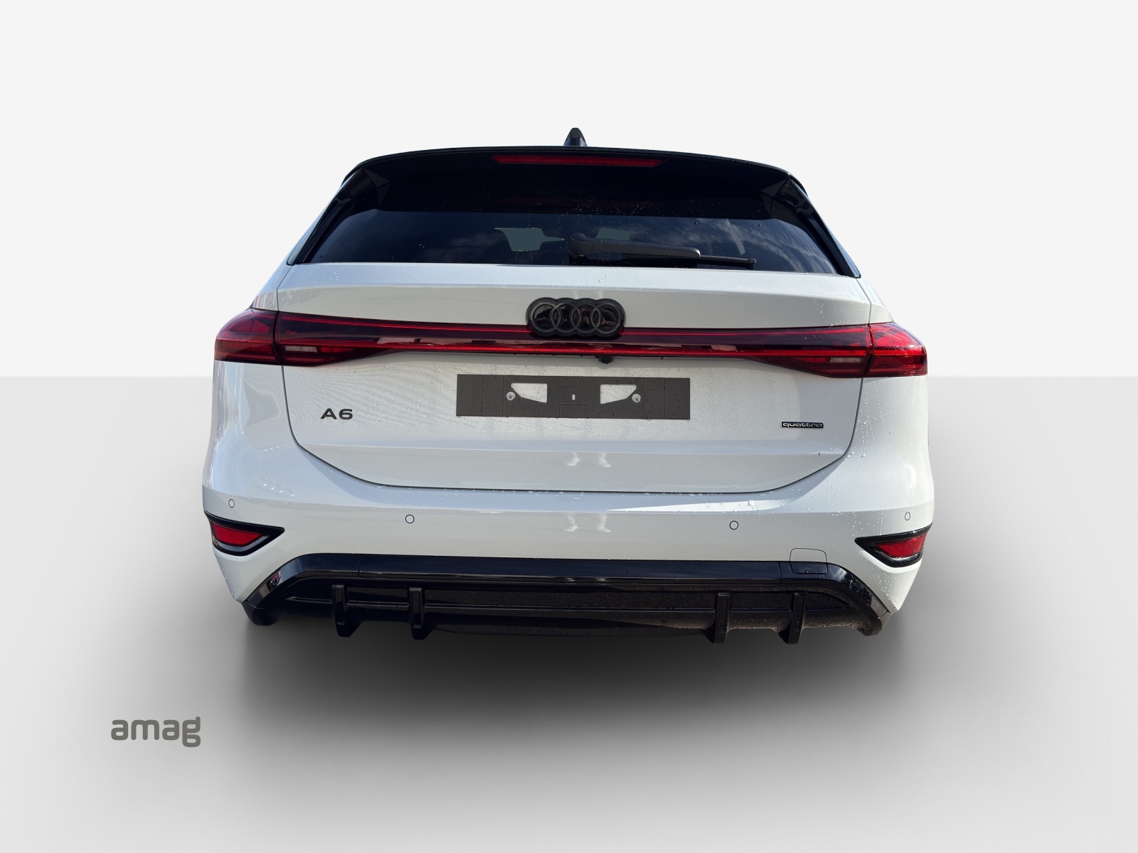 AUDI A6 Avant e-tron quattro-image-3