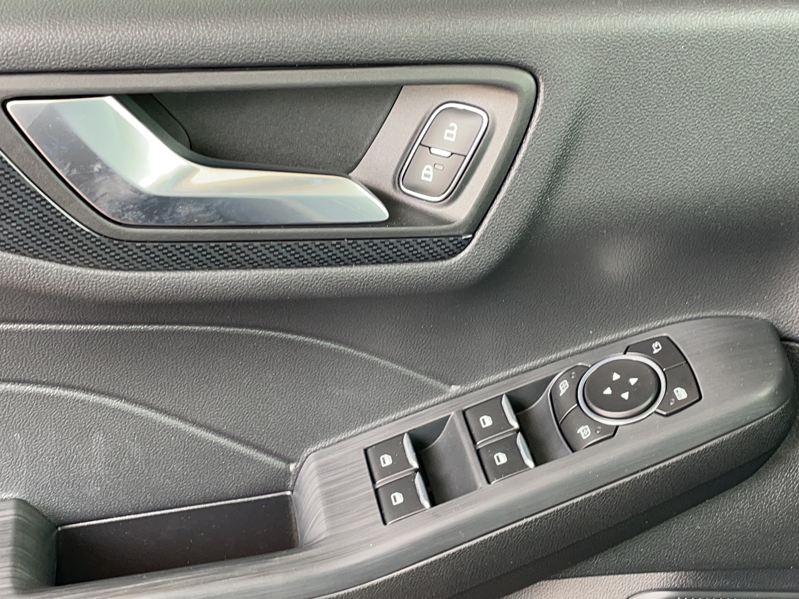FORD Kuga 2.5 Plug-in Hybrid ST-Line-image-11