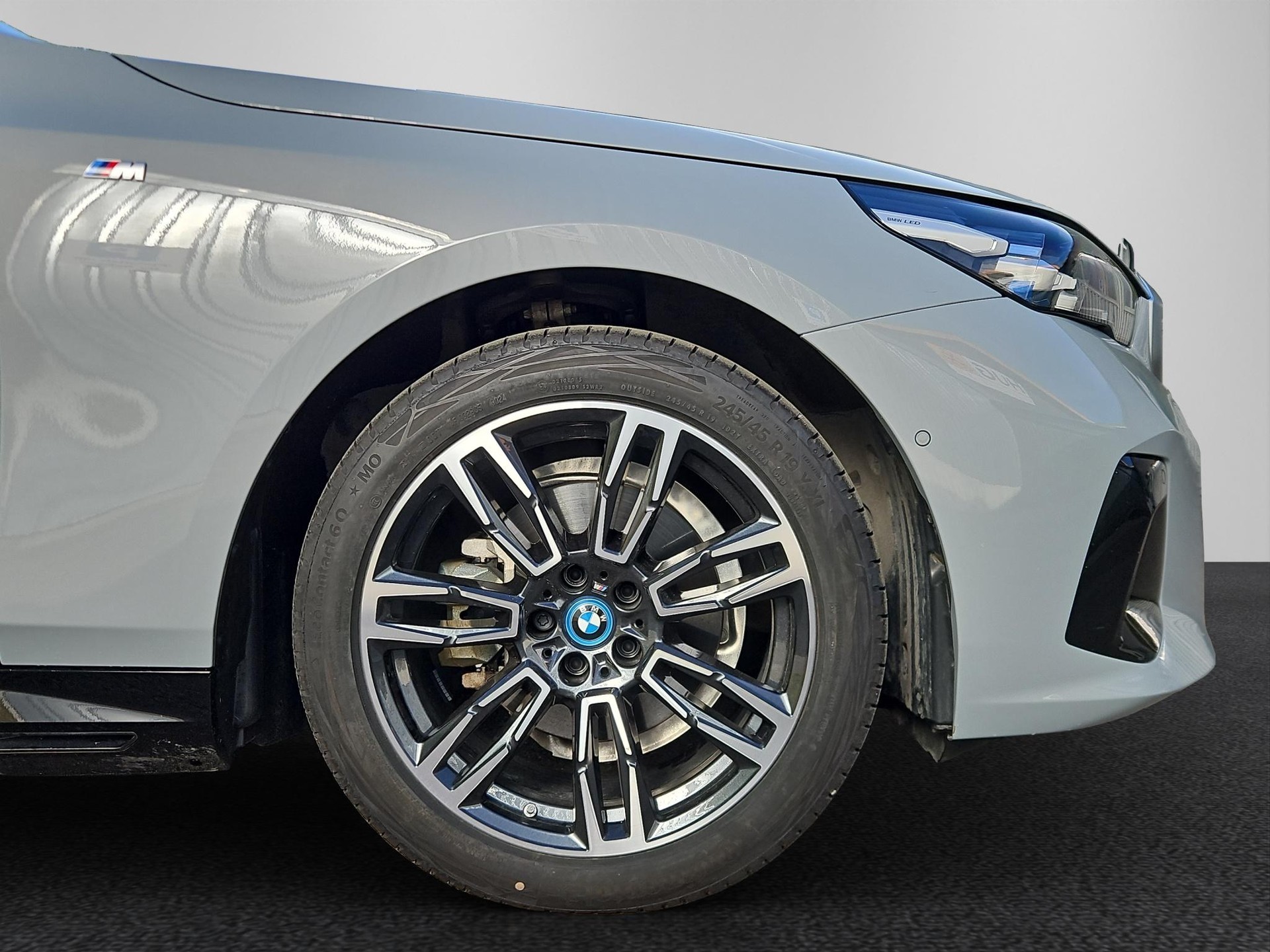 BMW 530e xDrive Touring M Sport-image-23